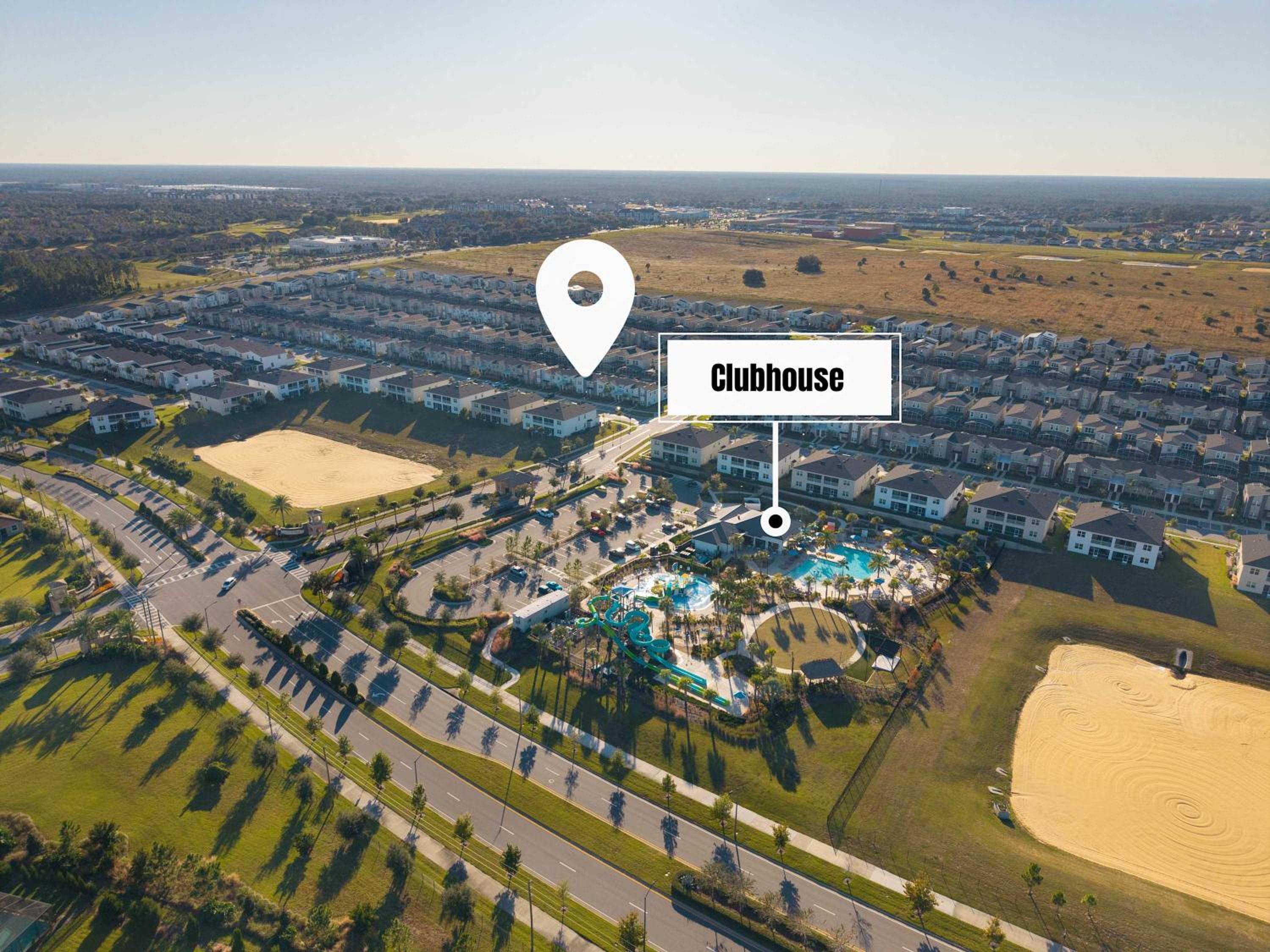1112 Luxurious Champions Gate Family Townhouse with Private Pool & Theme Park Access