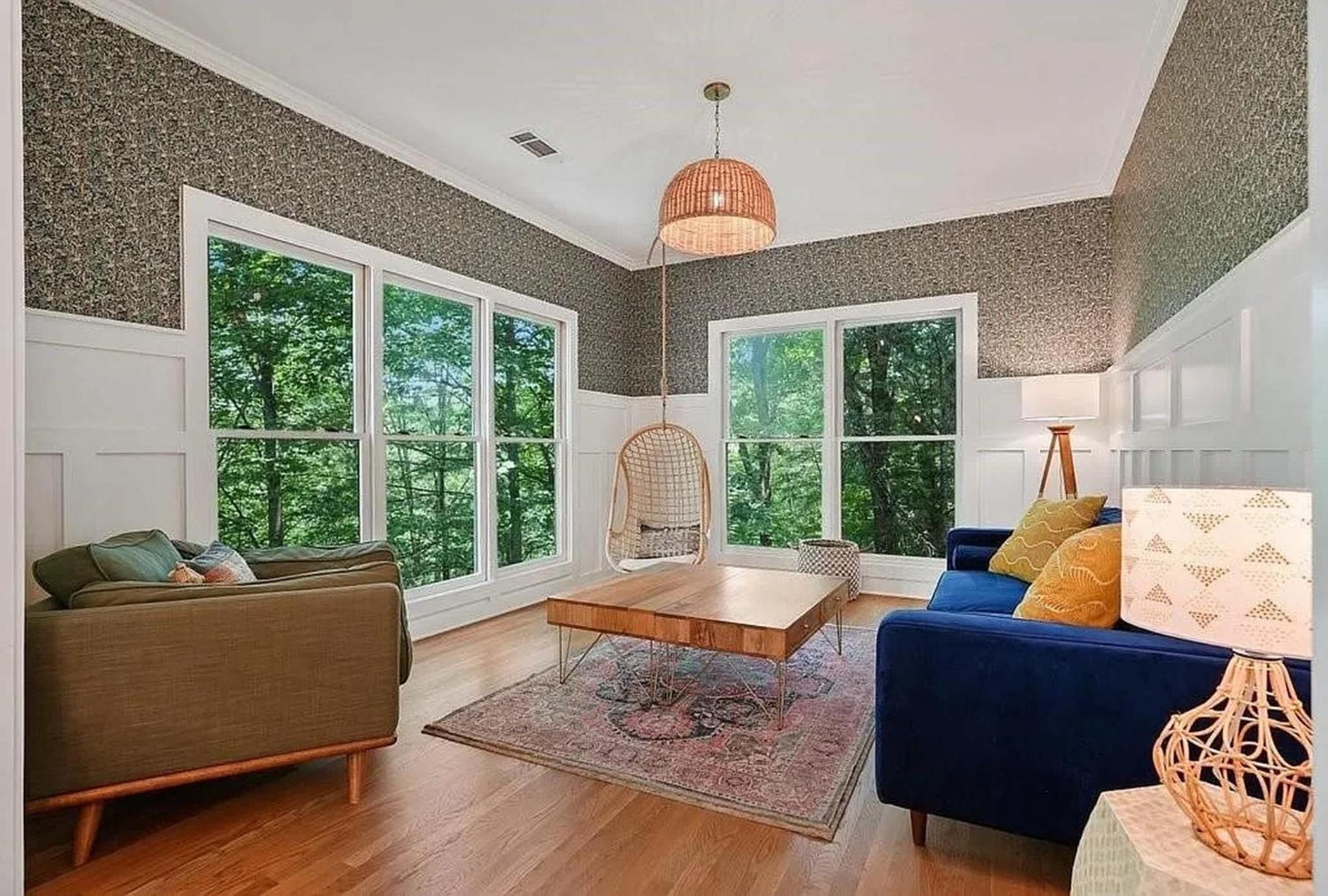 Paxwood Luxury Home for 16