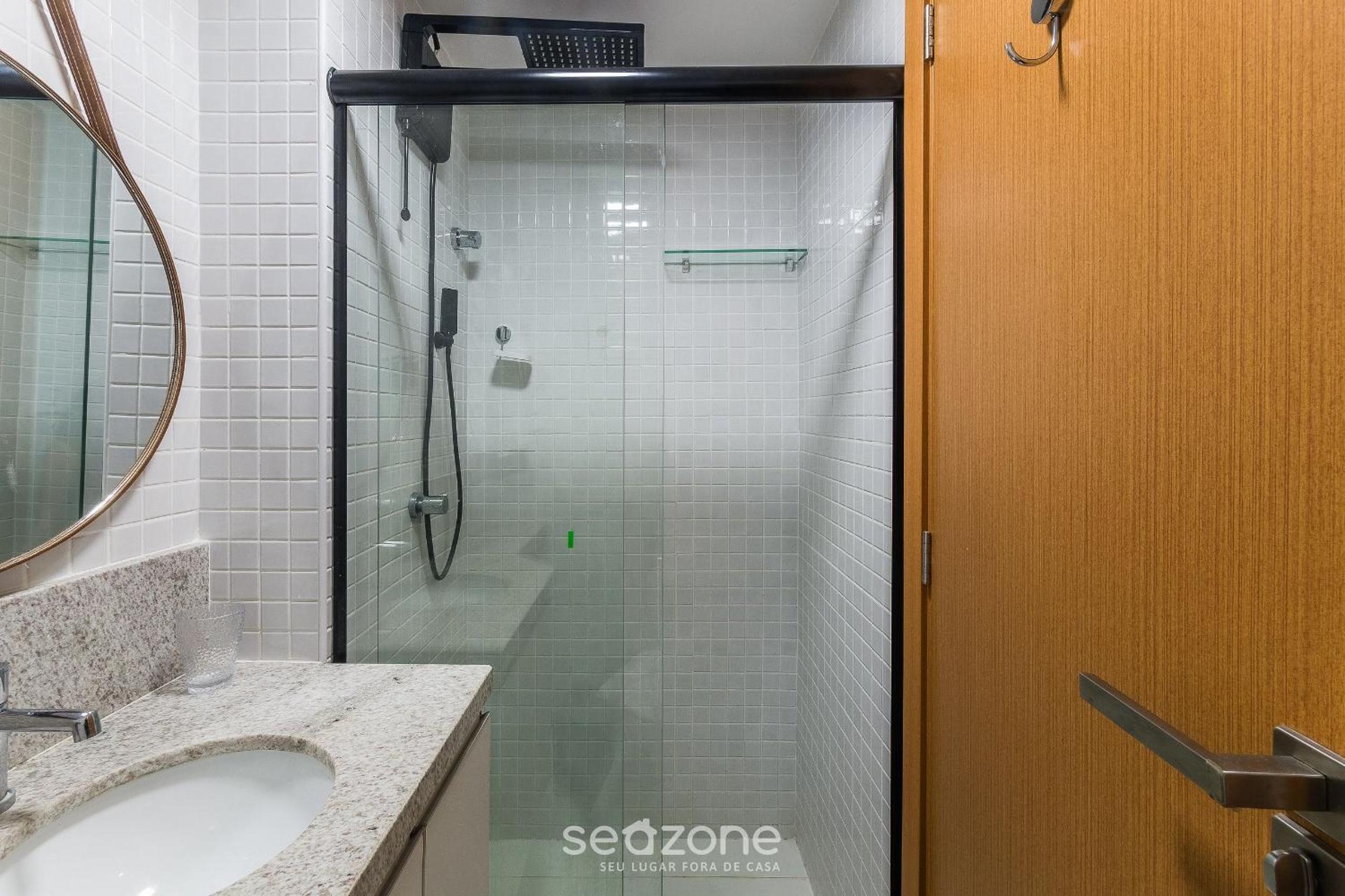 SMT - Building 750m from the Beach in Salvador