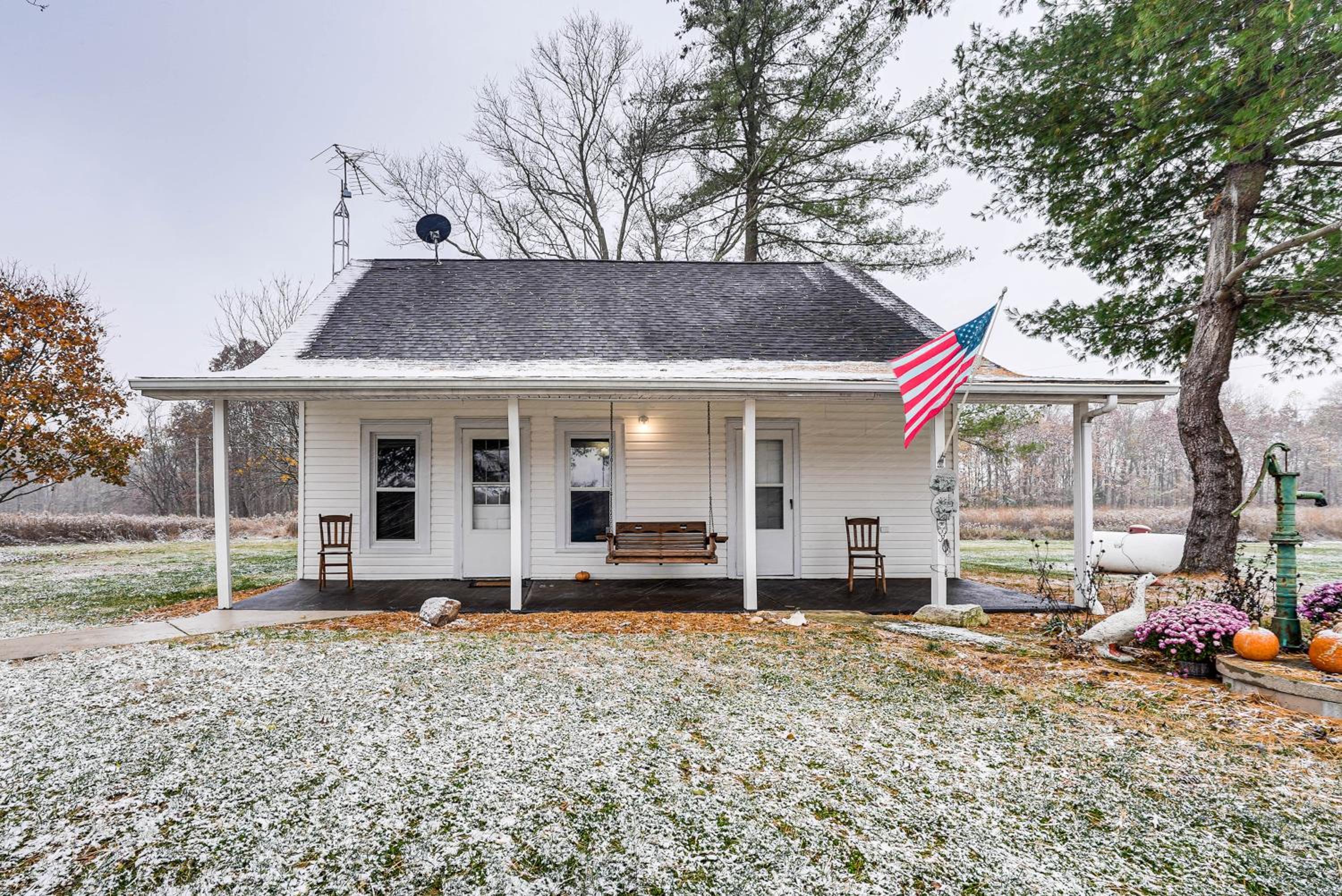 Pet-Friendly Home with River Access in Crothersville