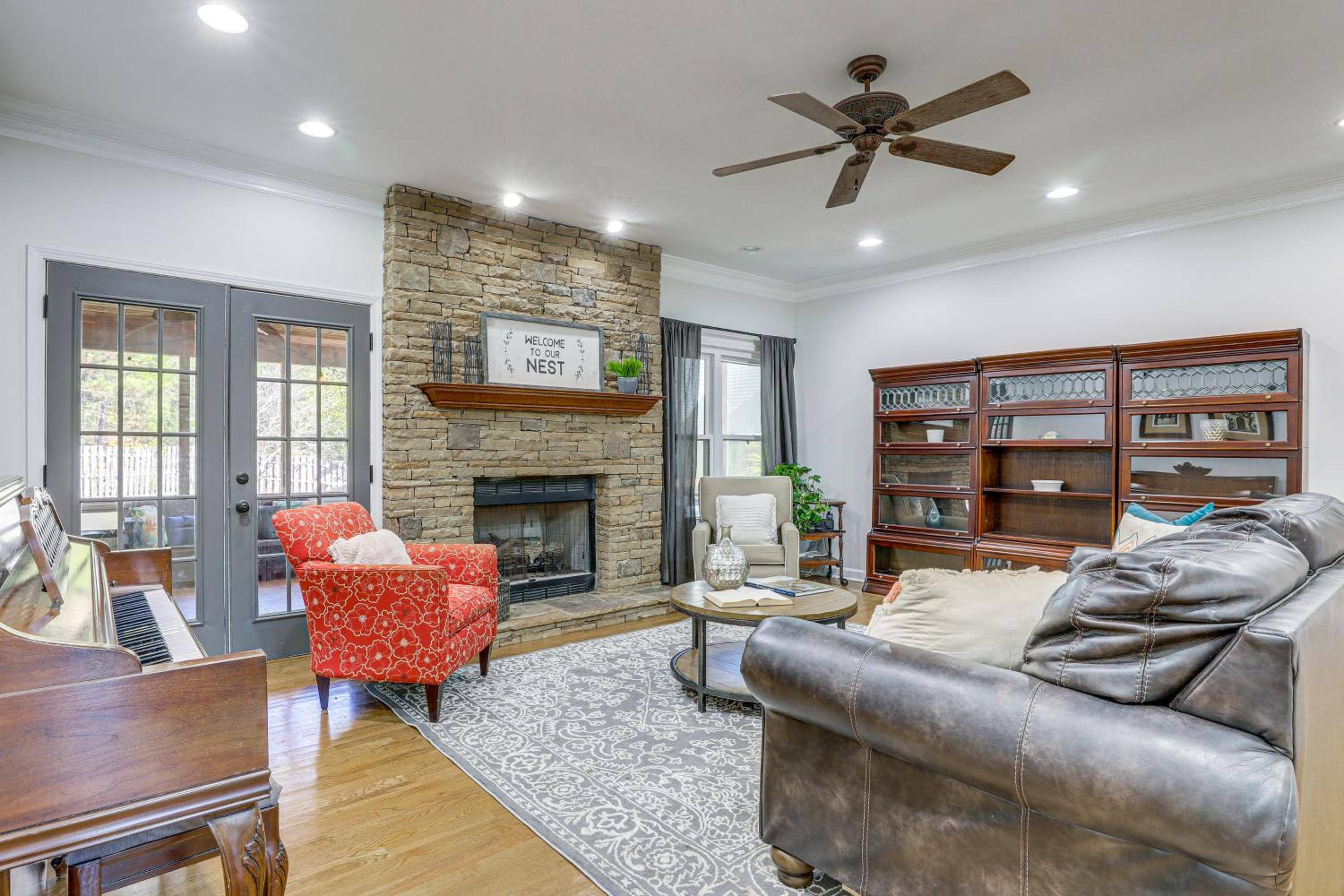 Walk to Trails Peaceful Family Home in Braselton