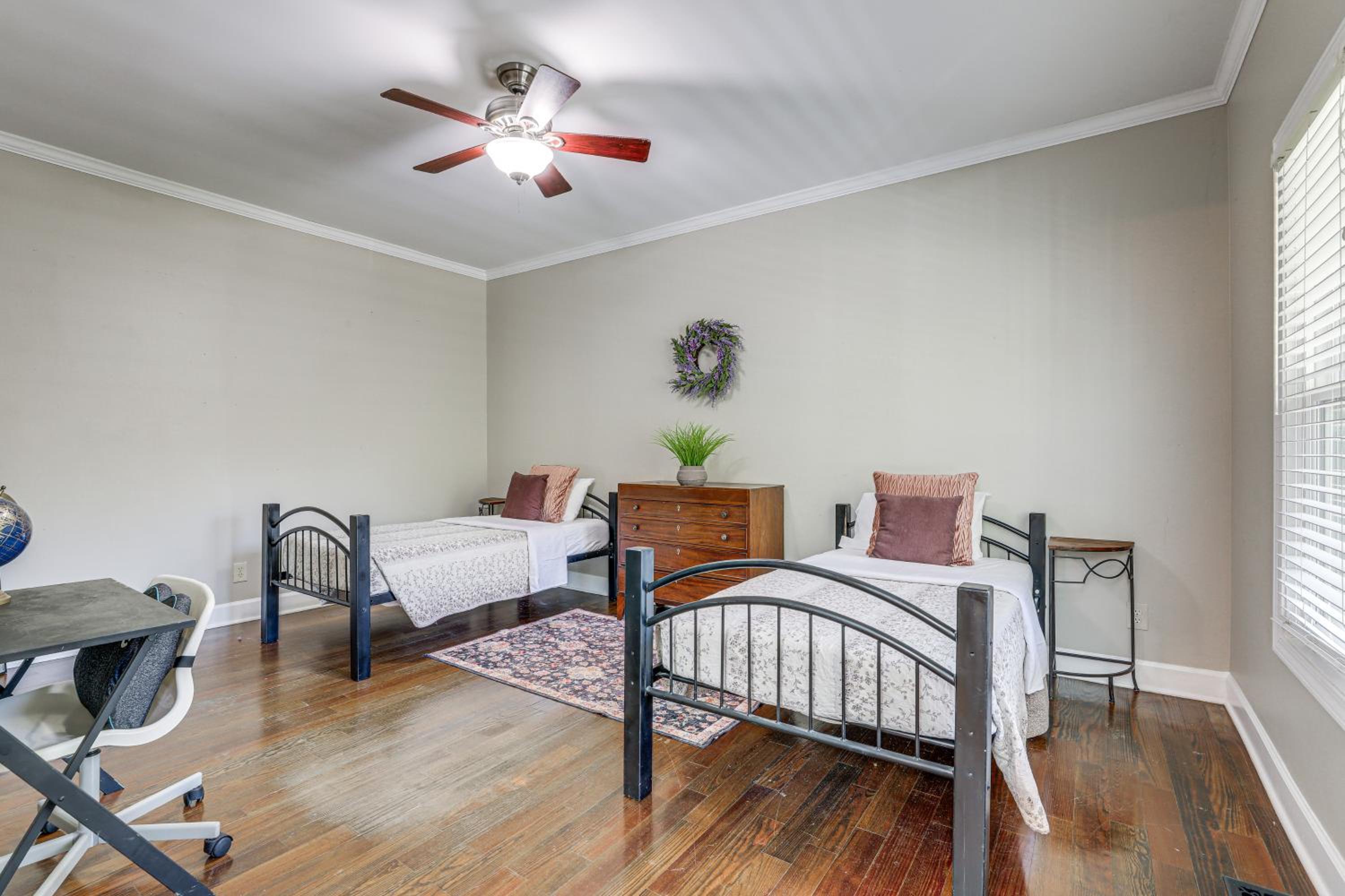 Walk to Trails Peaceful Family Home in Braselton