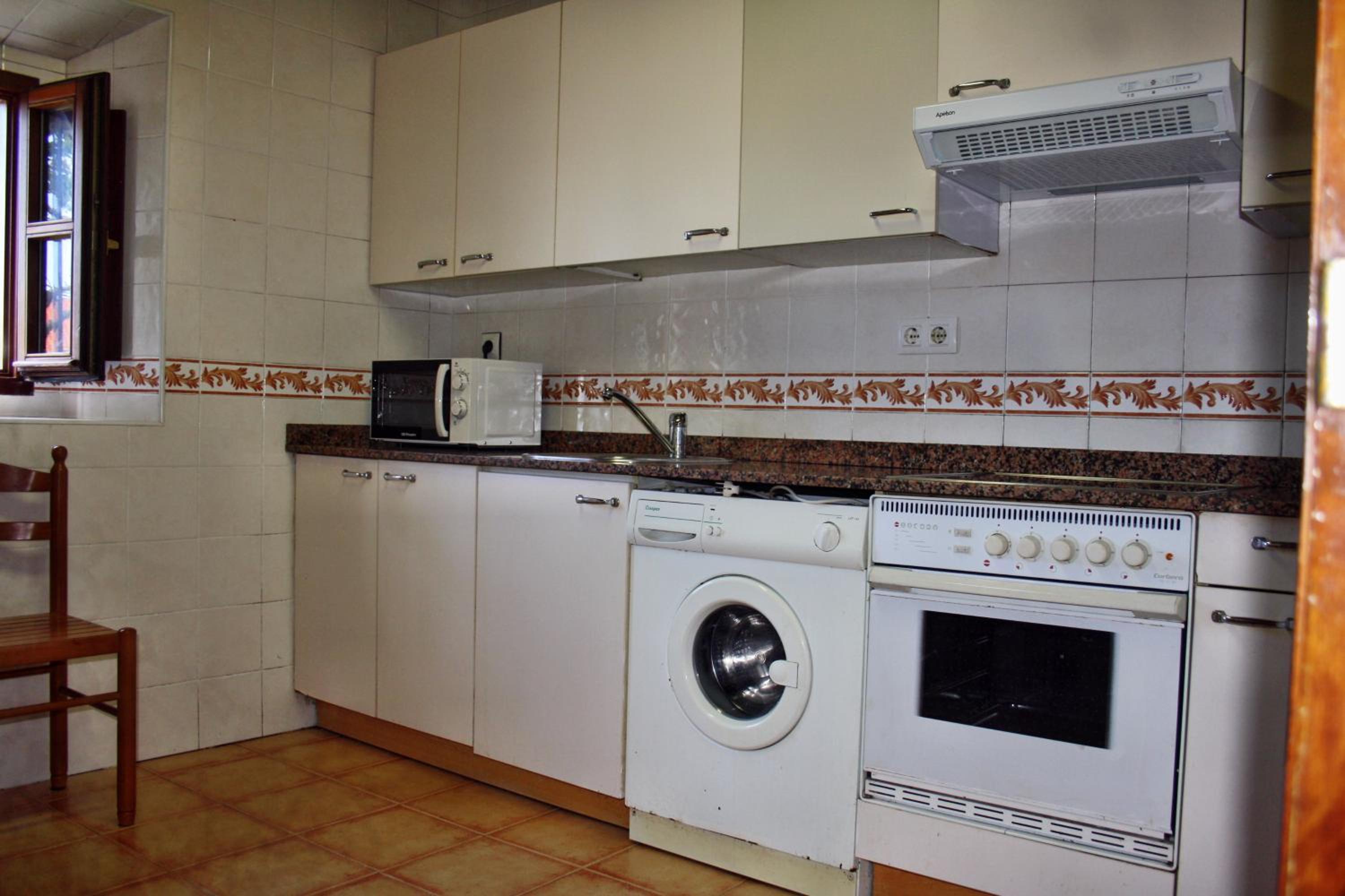 Apartamentos El Cuetu view 3