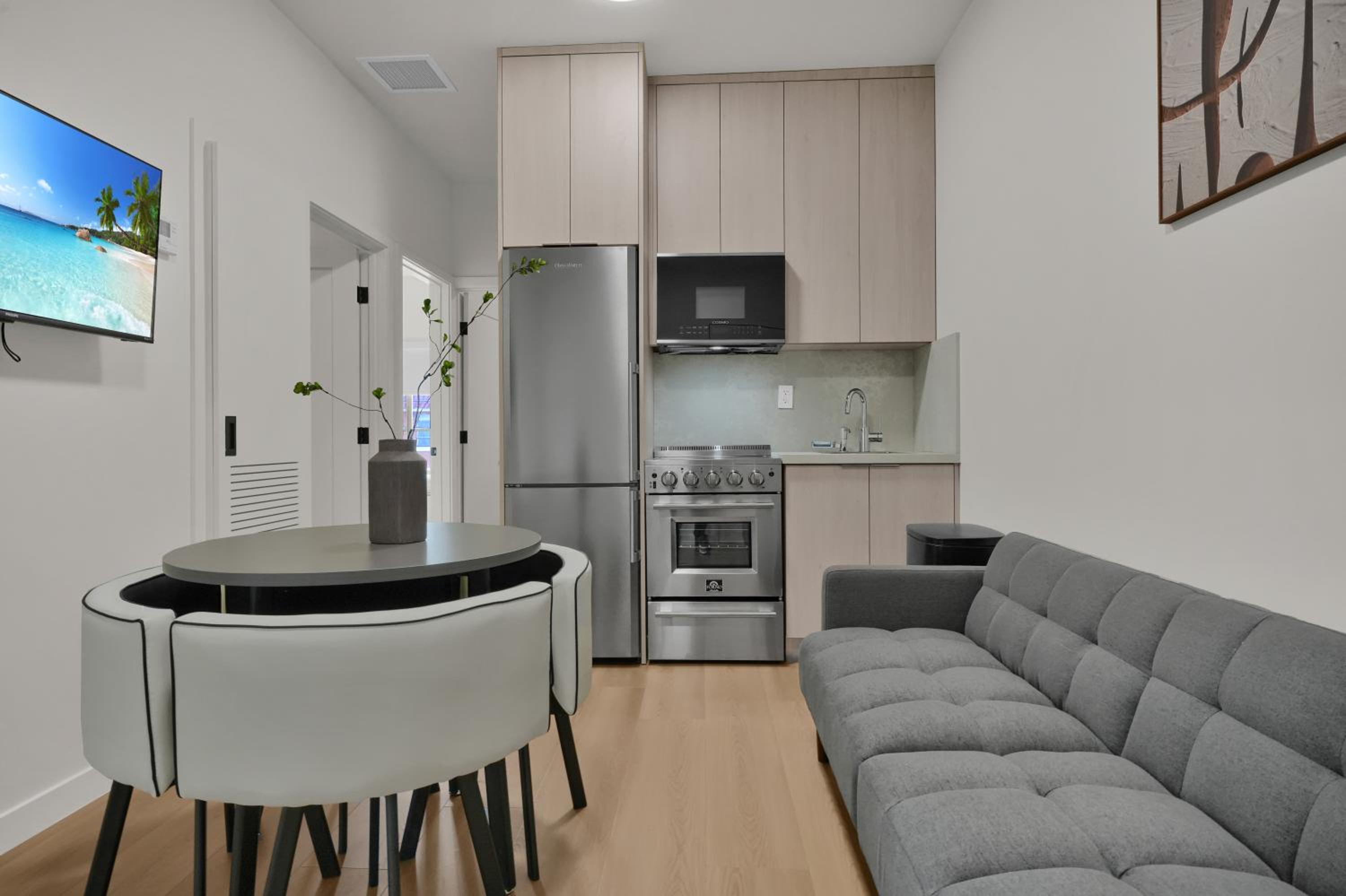 Prestige Retreat by Renzzi