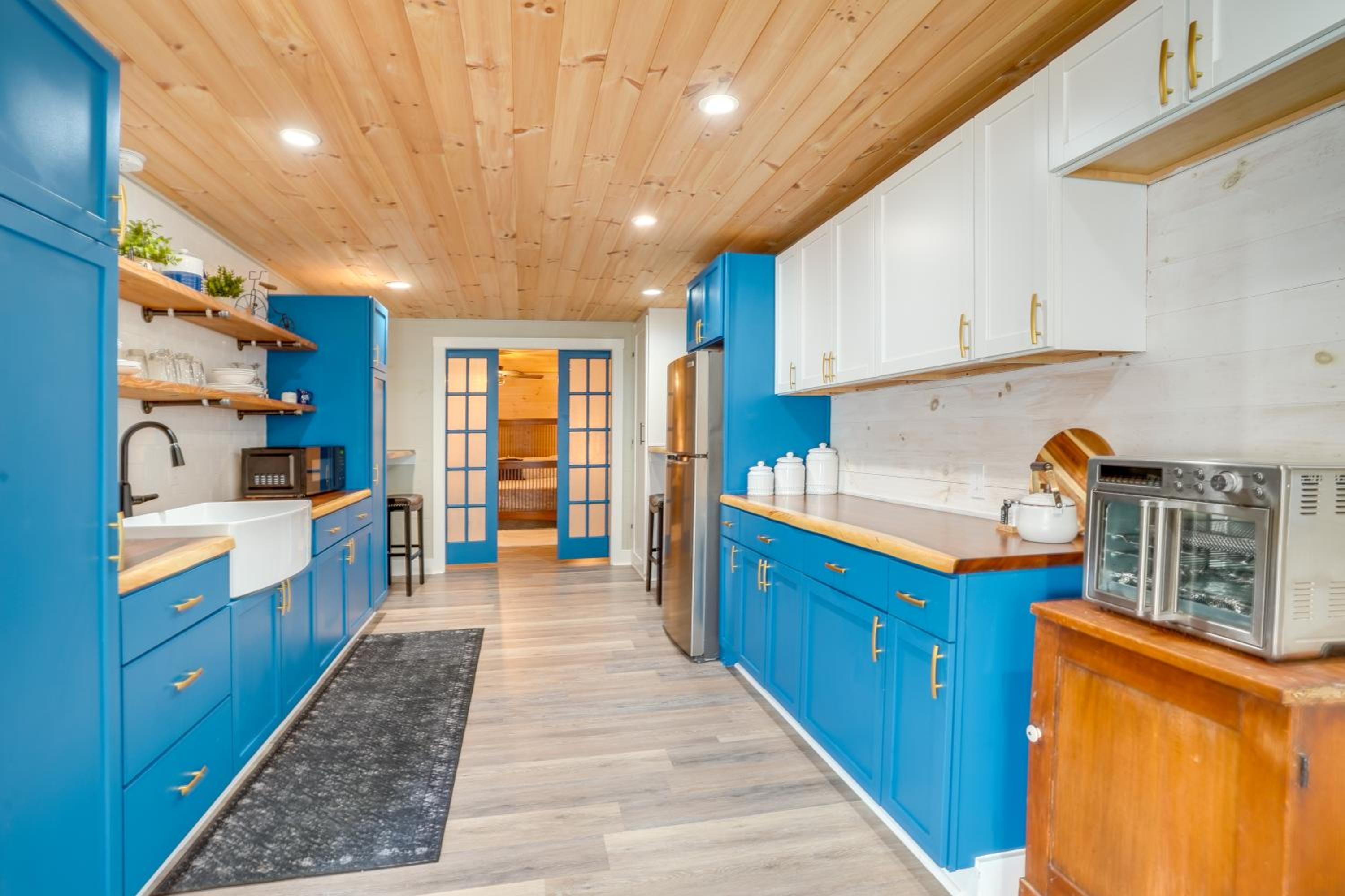 Tranquil Shenandoah Valley Retreat with Patio