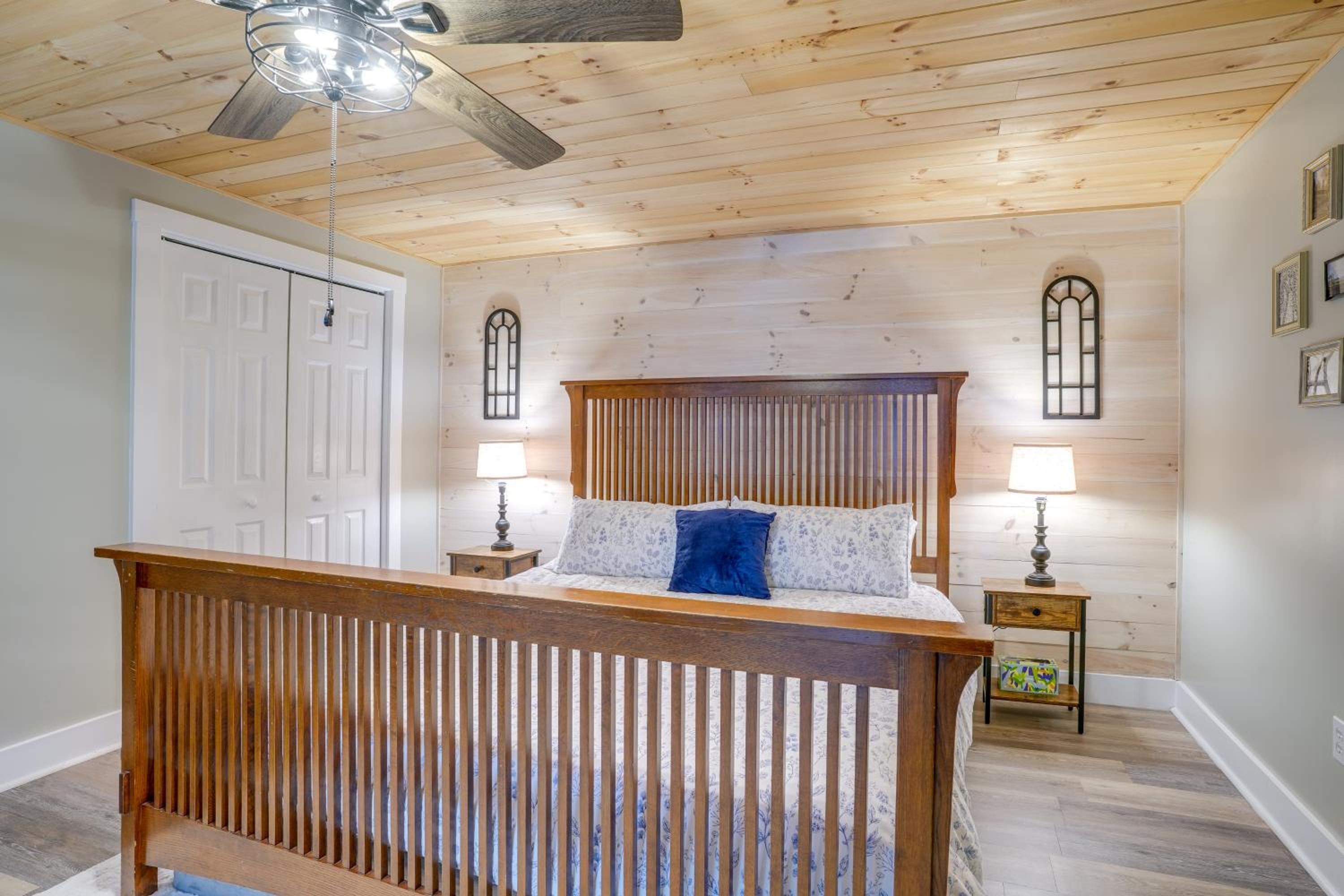 Tranquil Shenandoah Valley Retreat with Patio