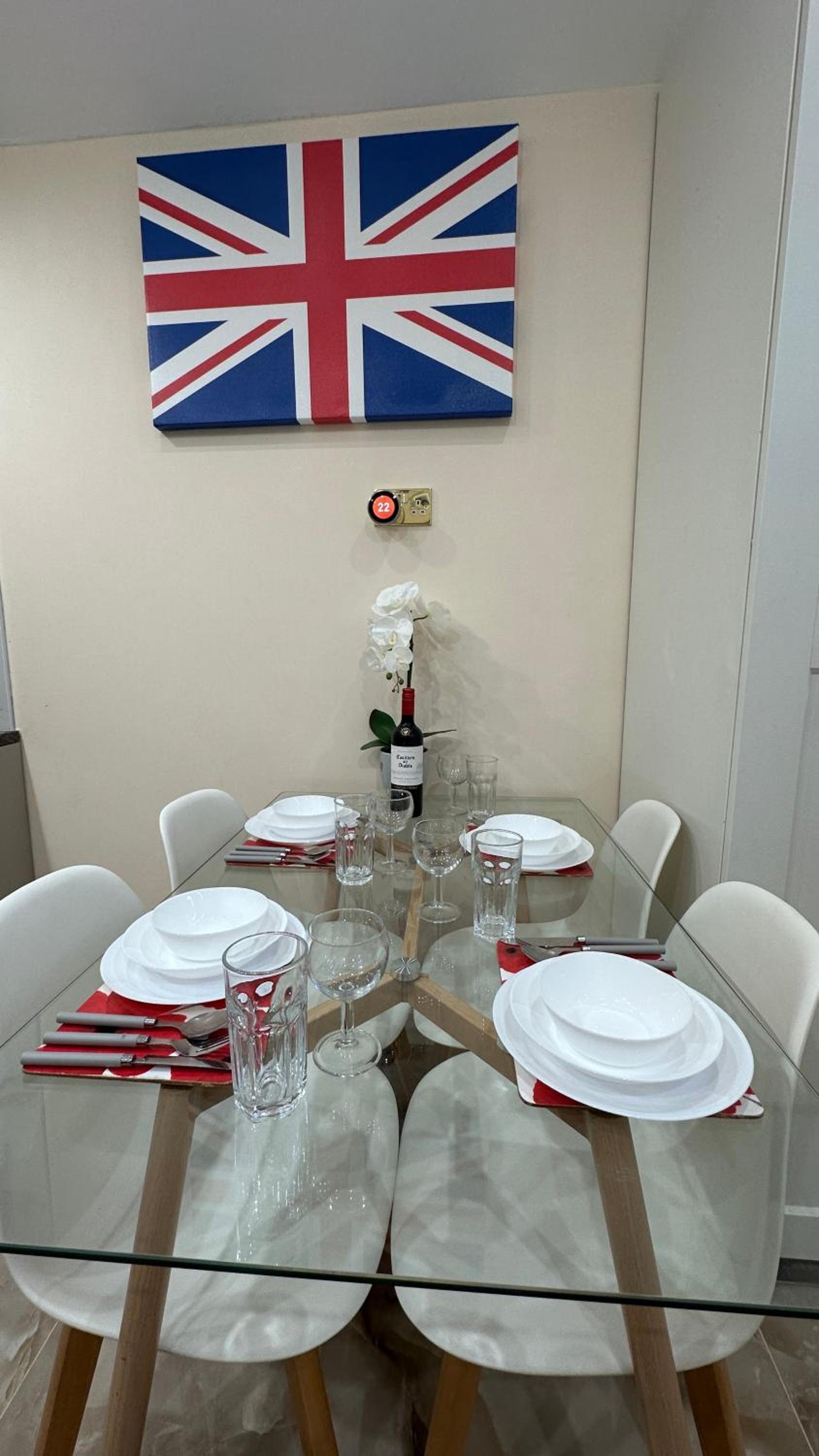 Modern Studio Luxe Heathrow London