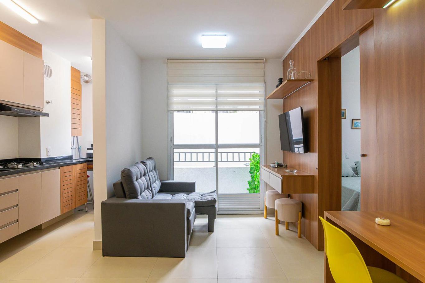 Apto com Garagem e Academia proximo ao Villa Lobos