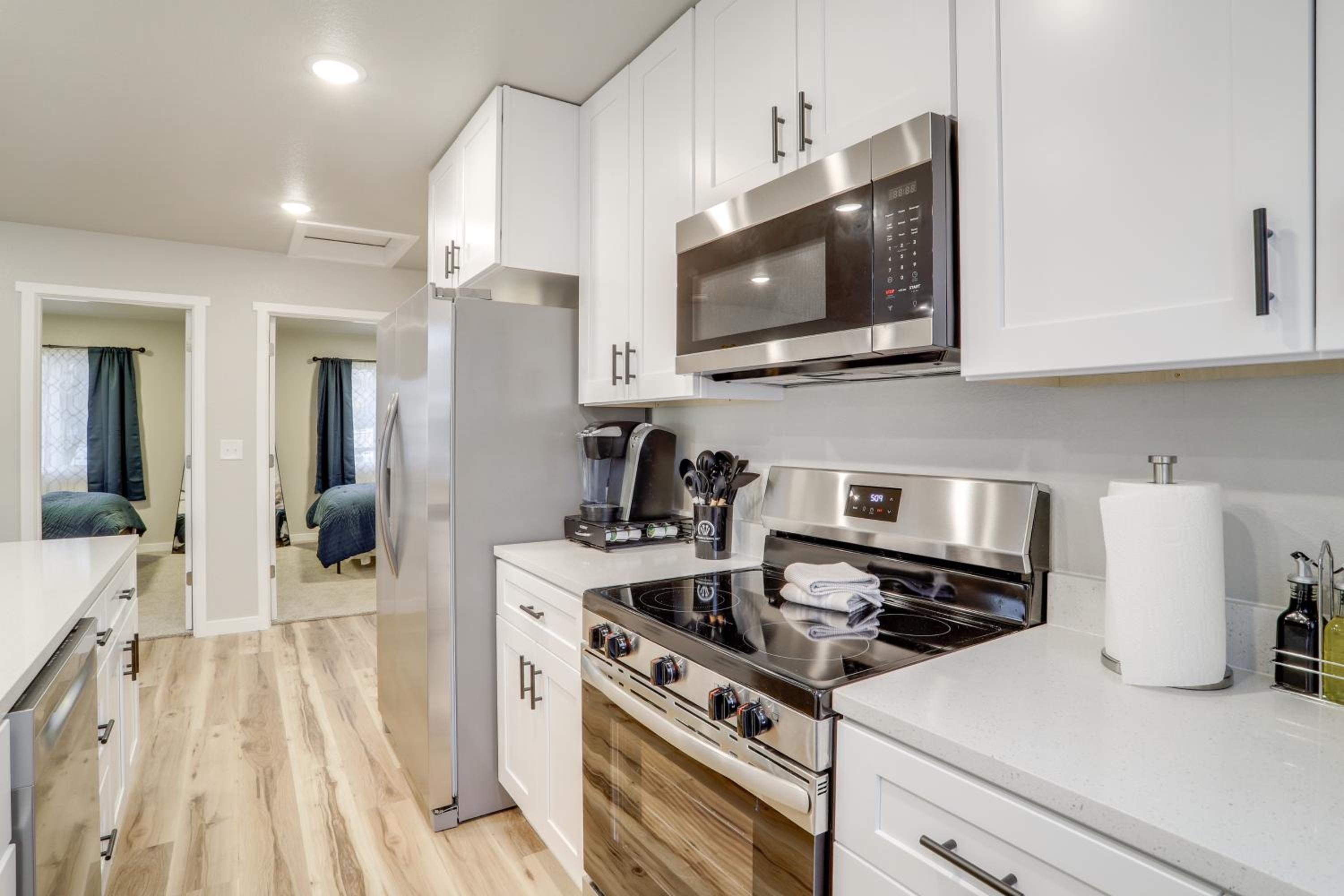 Modern and Pet-Friendly! Northern Colorado Retreat