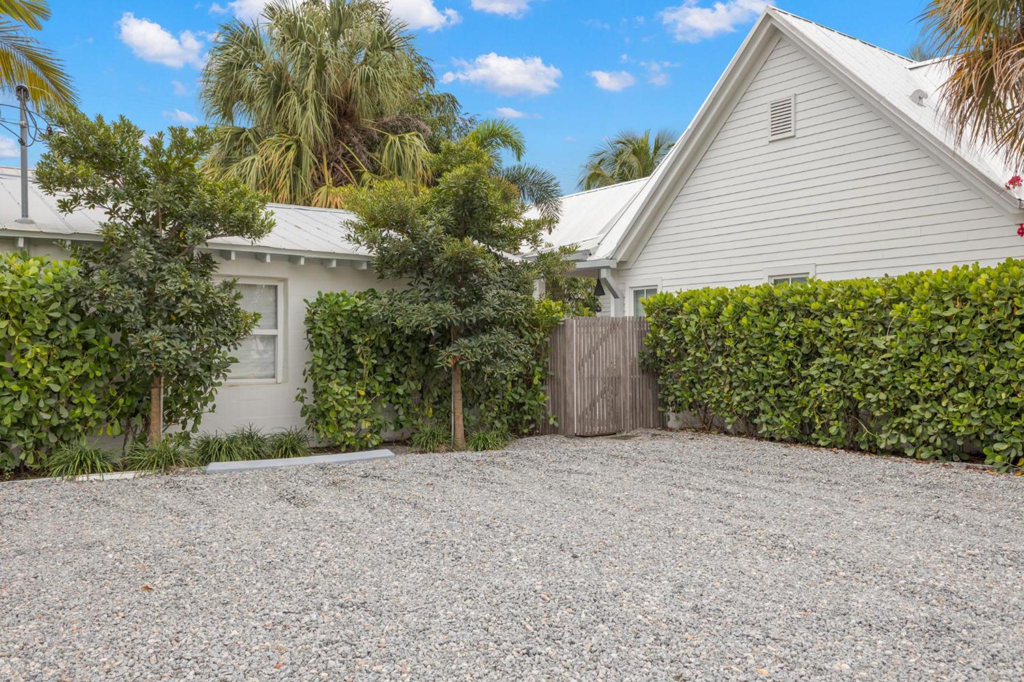 La Casita - Steps from 7th Ave