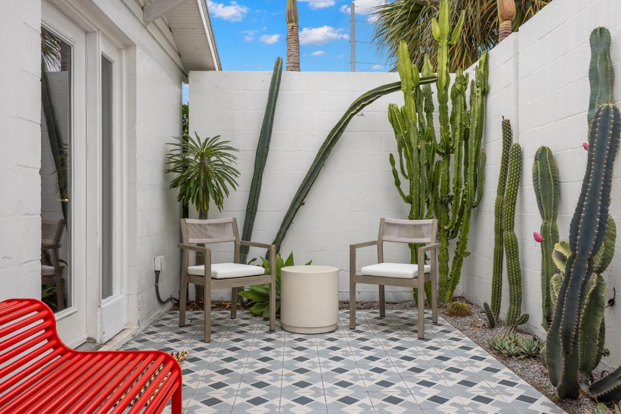 La Casita - Steps from 7th Ave