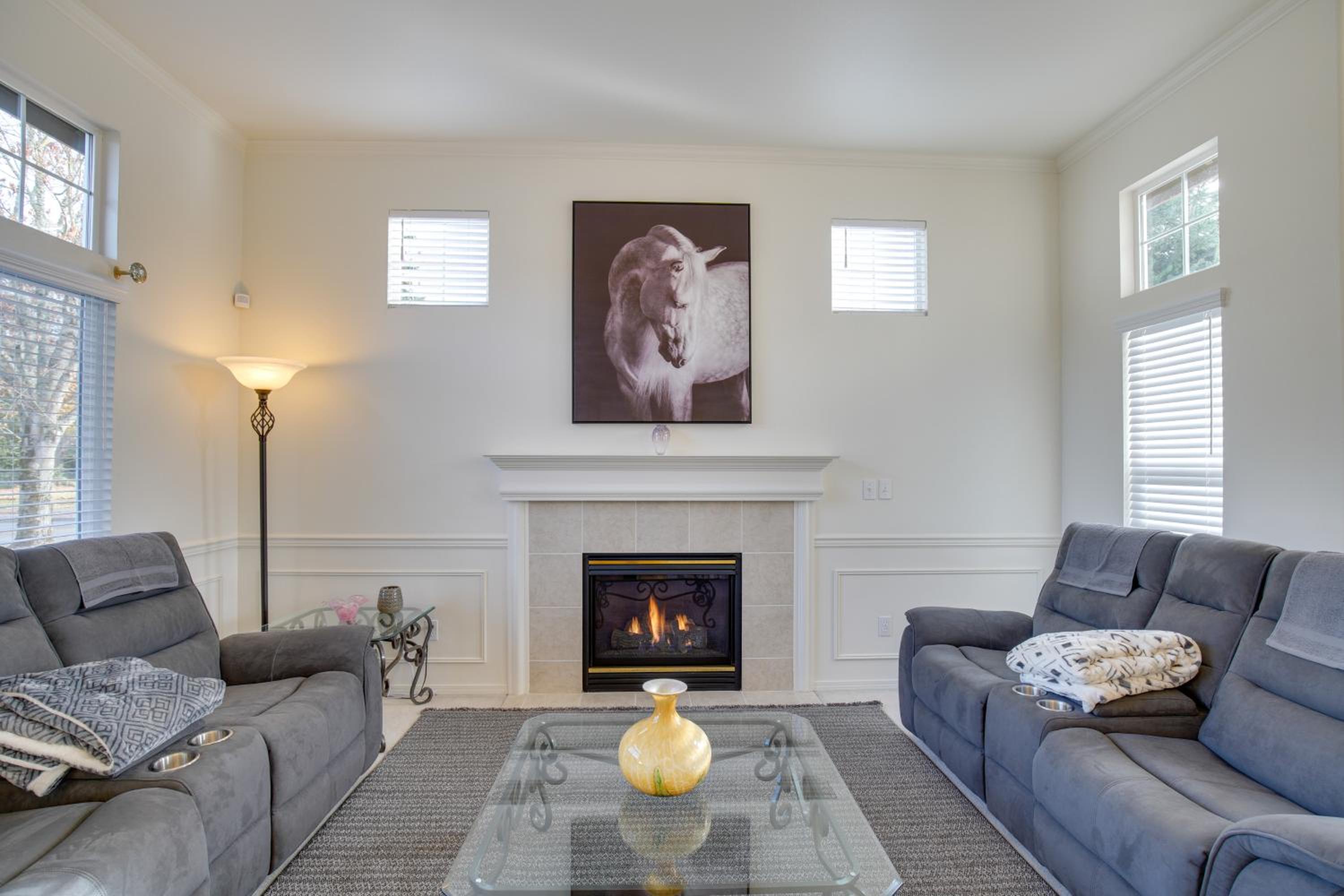Spacious Home Less Than 2 Mi to Historic Downtown Sumner