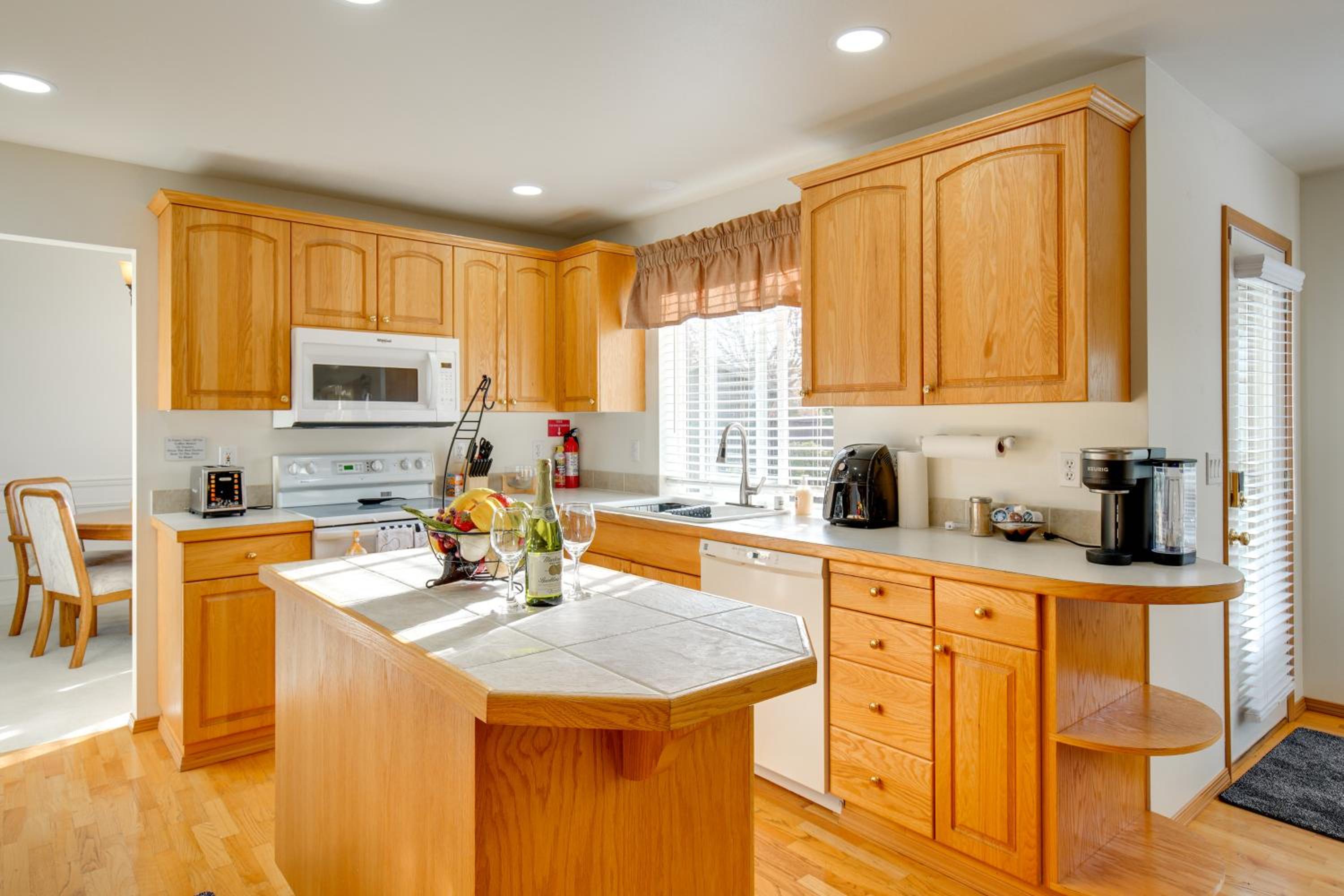 Spacious Home Less Than 2 Mi to Historic Downtown Sumner