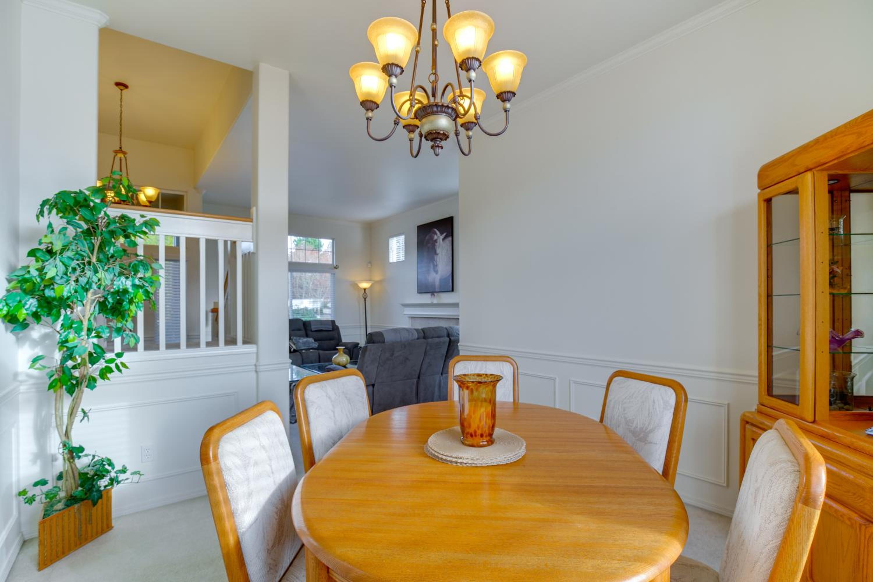 Spacious Home Less Than 2 Mi to Historic Downtown Sumner