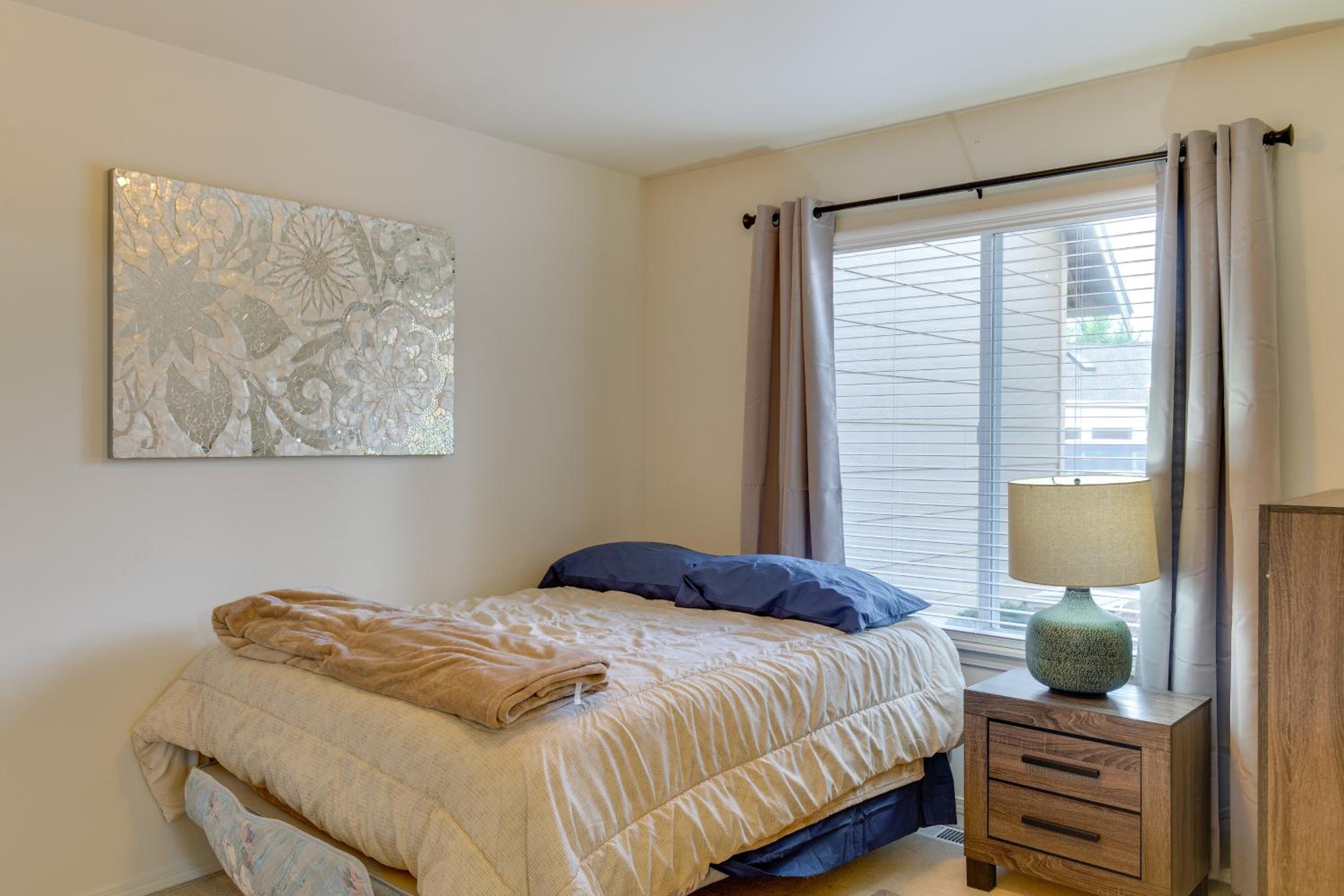Spacious Home Less Than 2 Mi to Historic Downtown Sumner