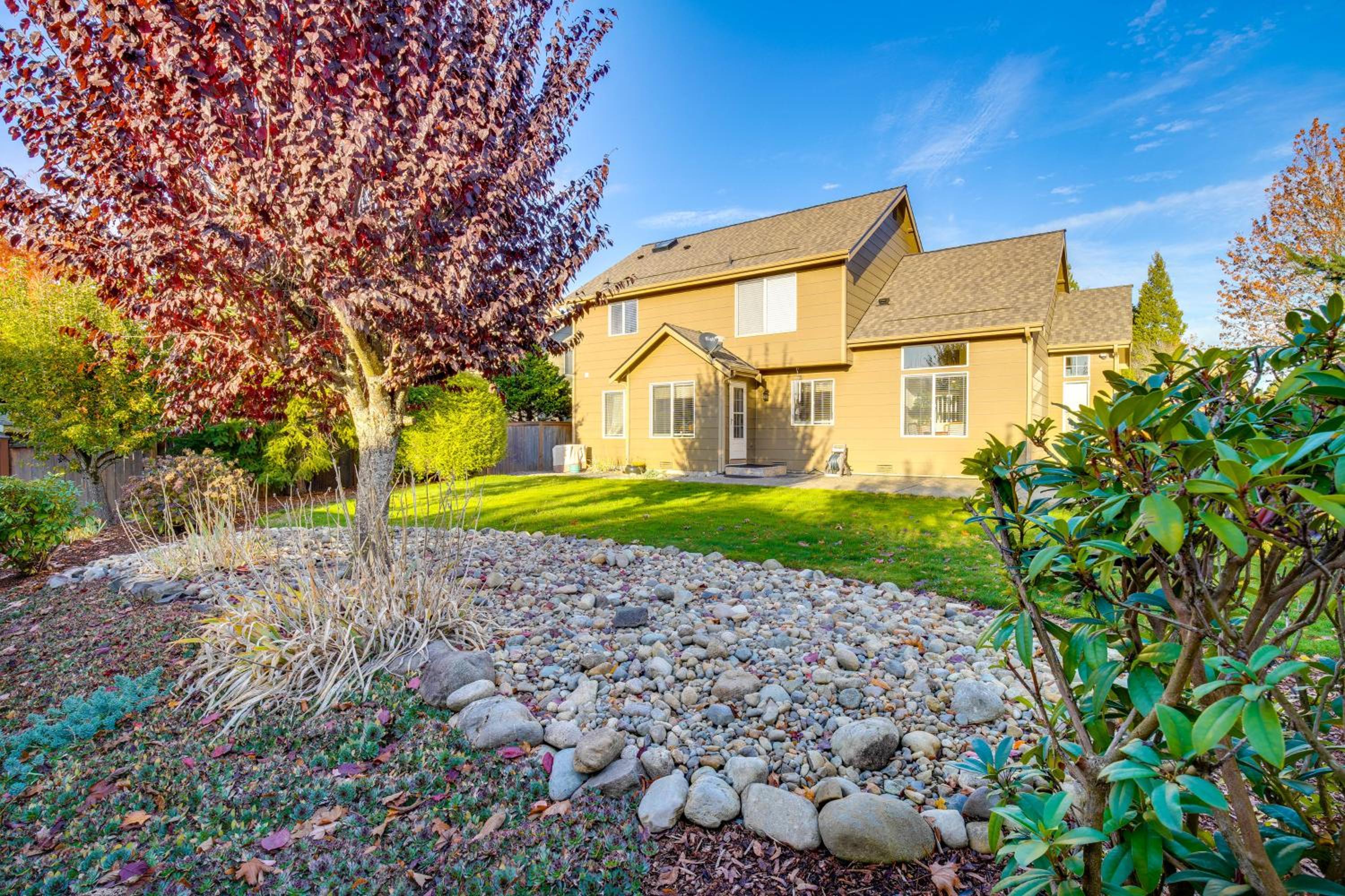 Spacious Home Less Than 2 Mi to Historic Downtown Sumner