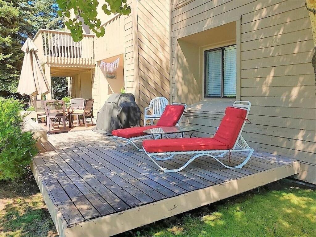 Bonne Vie Condo with Elkhorn Amenity Passes!