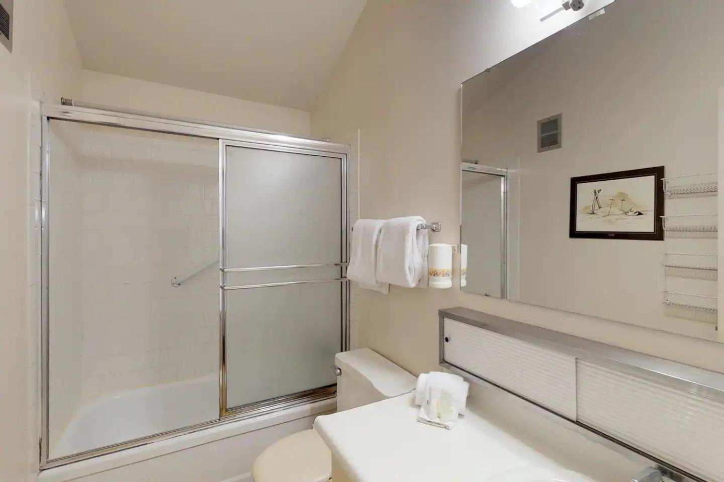 Retro 3BD Sun Valley Condo + FREE Resort Amenities!