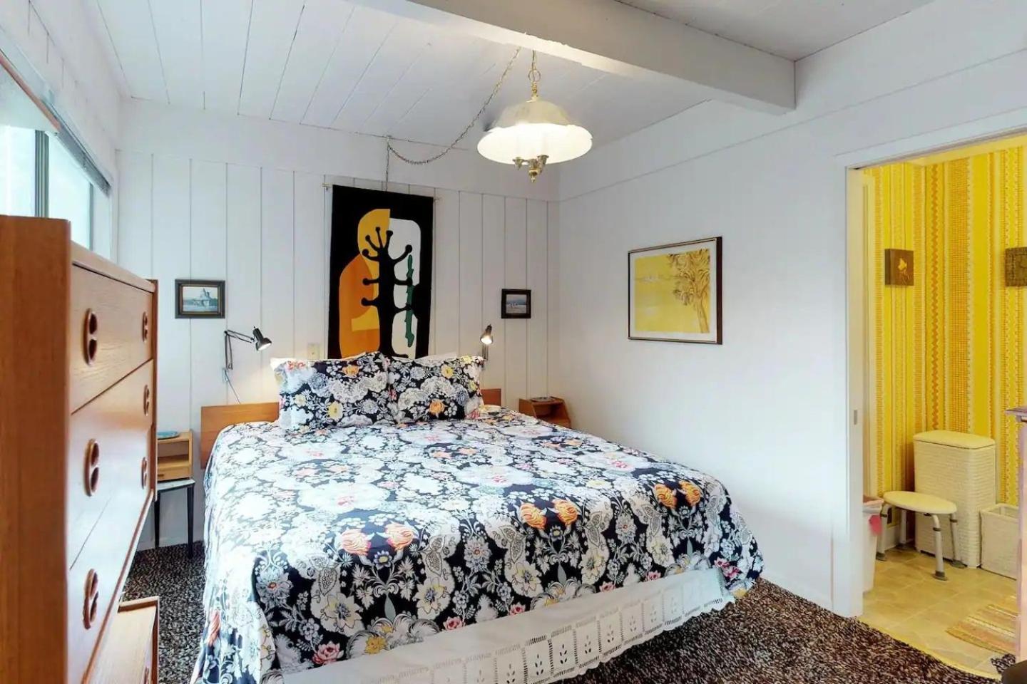 Retro 3BD Sun Valley Condo + FREE Resort Amenities!