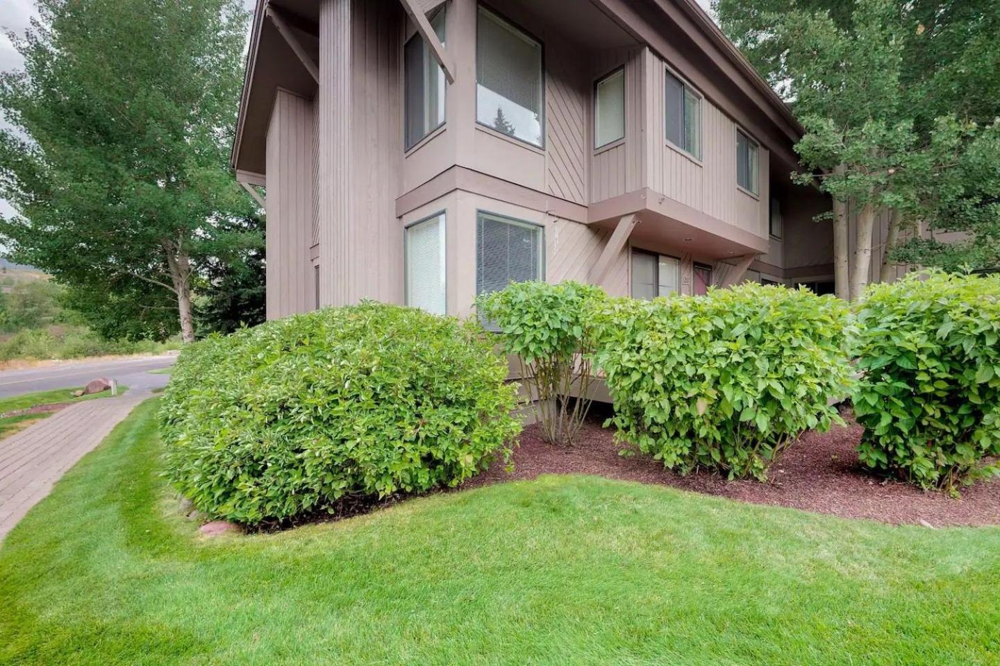 Retro 3BD Sun Valley Condo + FREE Resort Amenities!