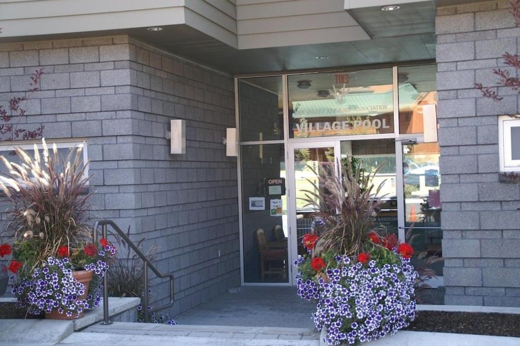 Bonne Vie Condo with Elkhorn Amenity Passes!
