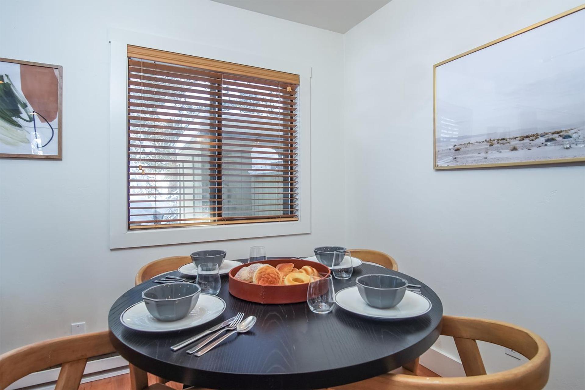 Andora Villa #123 Newly Remodeled 2 BR / 2Bath, Centrally Located, Close to Town Center