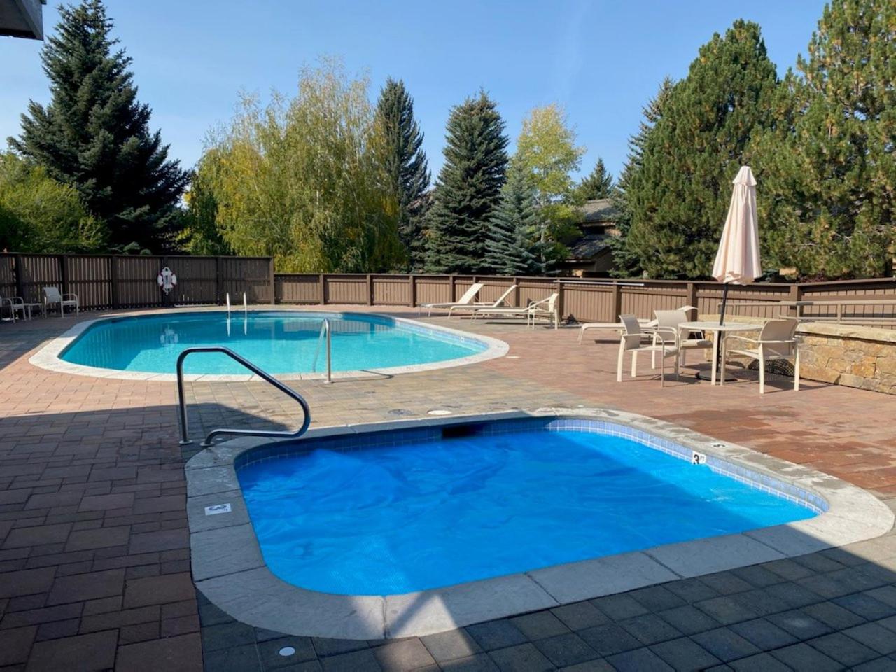 Snow Creek 1551 - Ski-in/Ski-out + Pool & Hot Tub