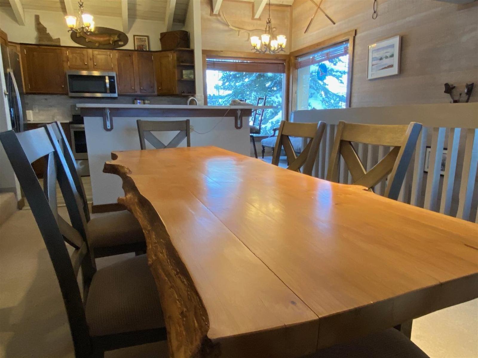 Snow Creek 1551 - Ski-in/Ski-out + Pool & Hot Tub