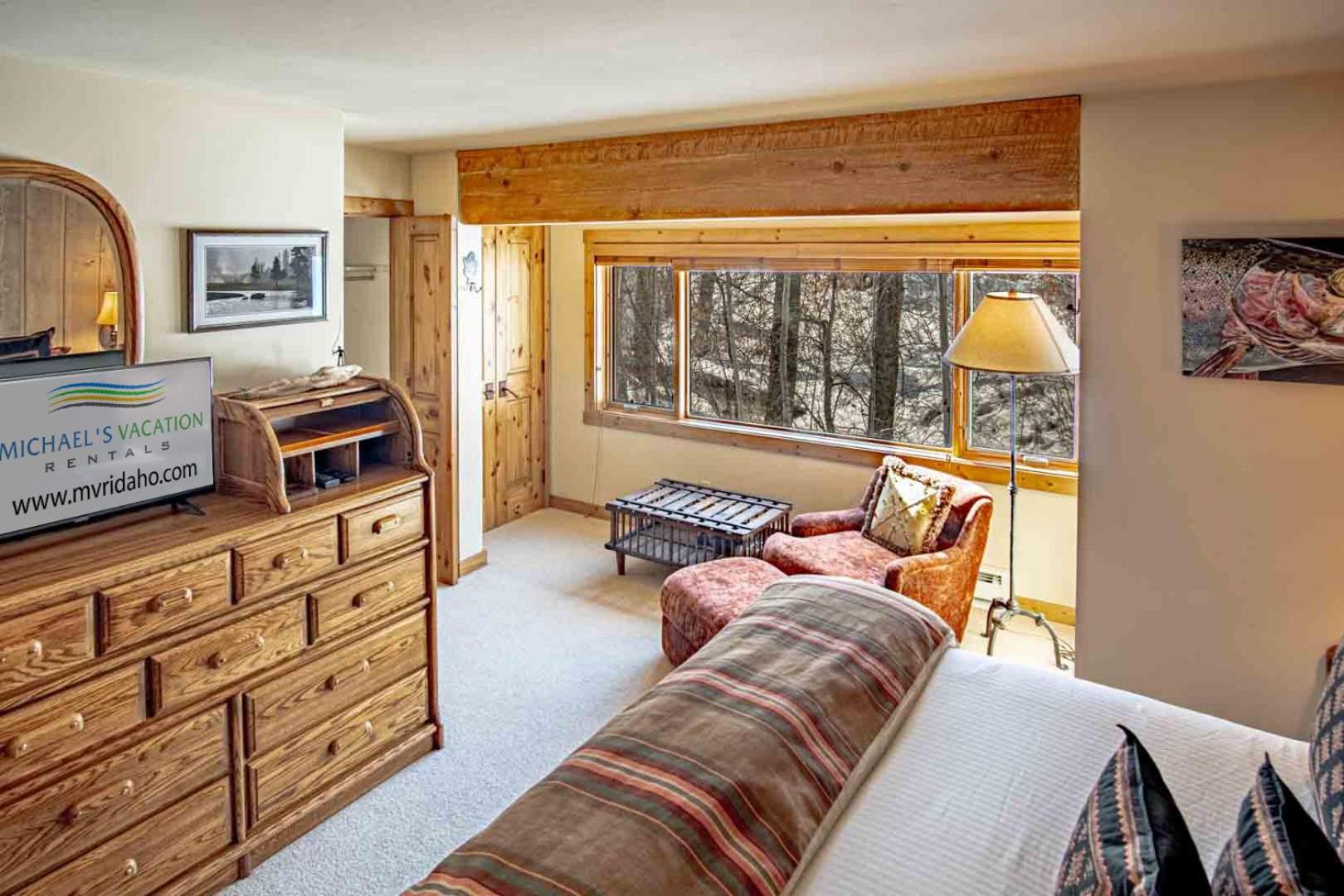 Andora Alpine Retreat - 2BD in downtown Ketchum
