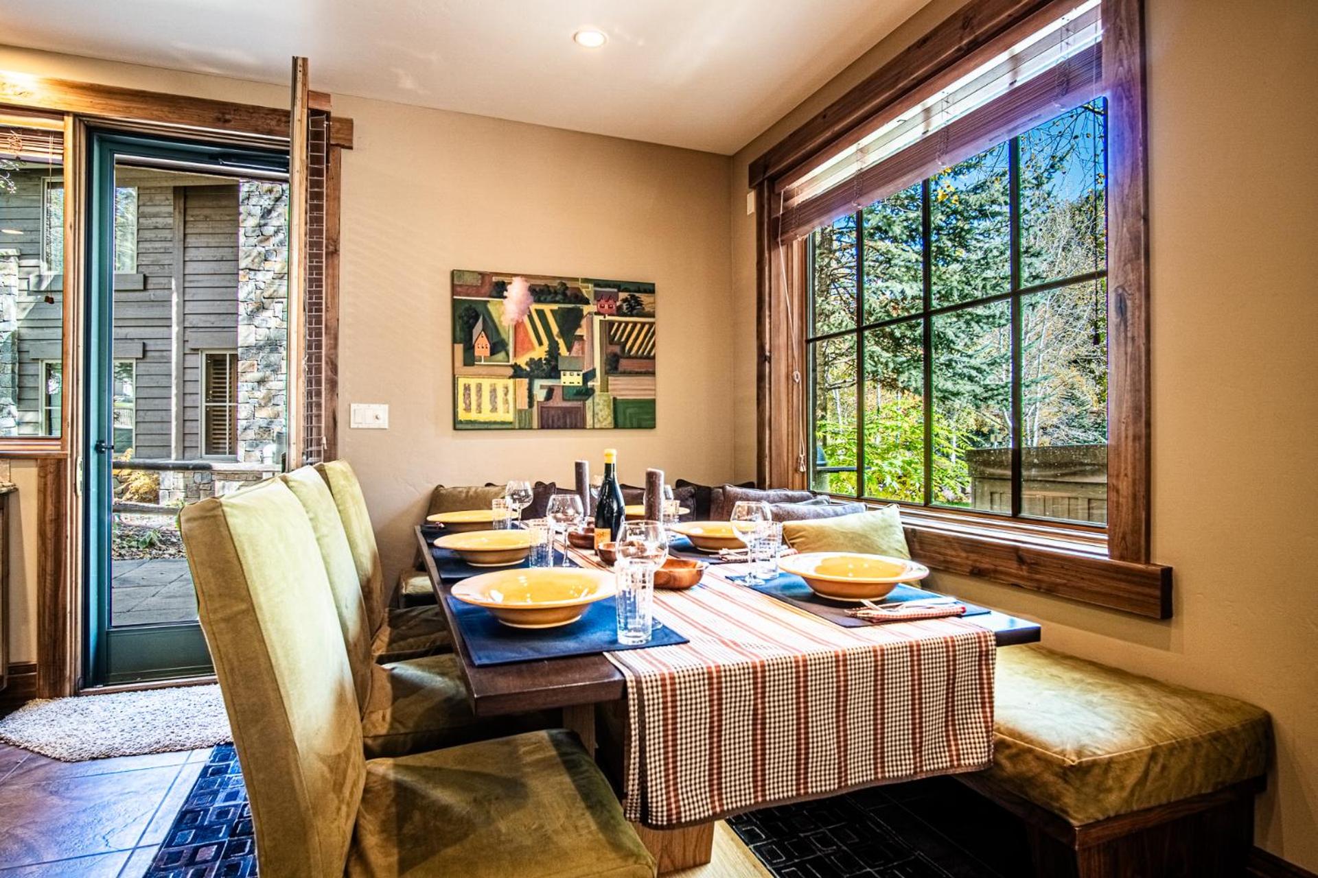 Lux Baldy Vista at Warm Springs Home + Hot Tub - Walk to SV Ski Lifts