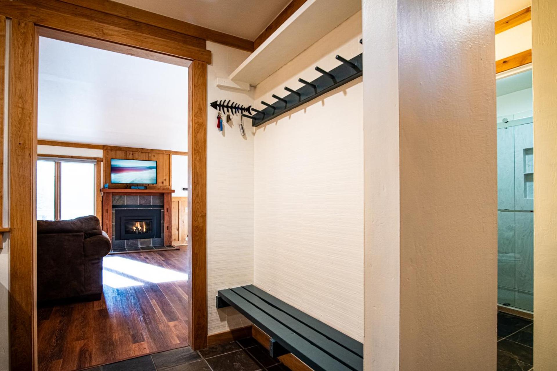 SV109 - Walk to Lifts & Town - Hot Tub & Pool