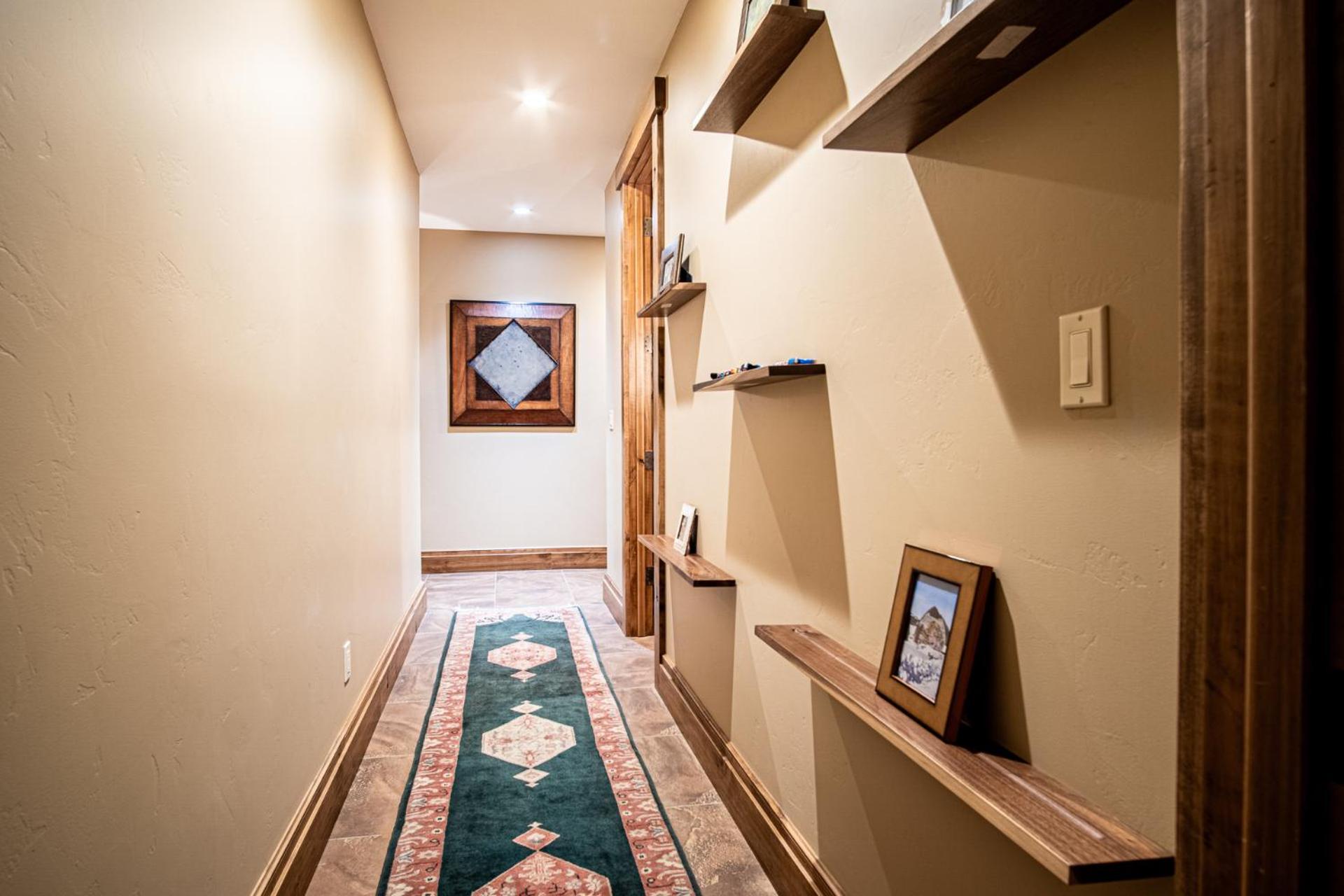 Lux Baldy Vista at Warm Springs Home + Hot Tub - Walk to SV Ski Lifts