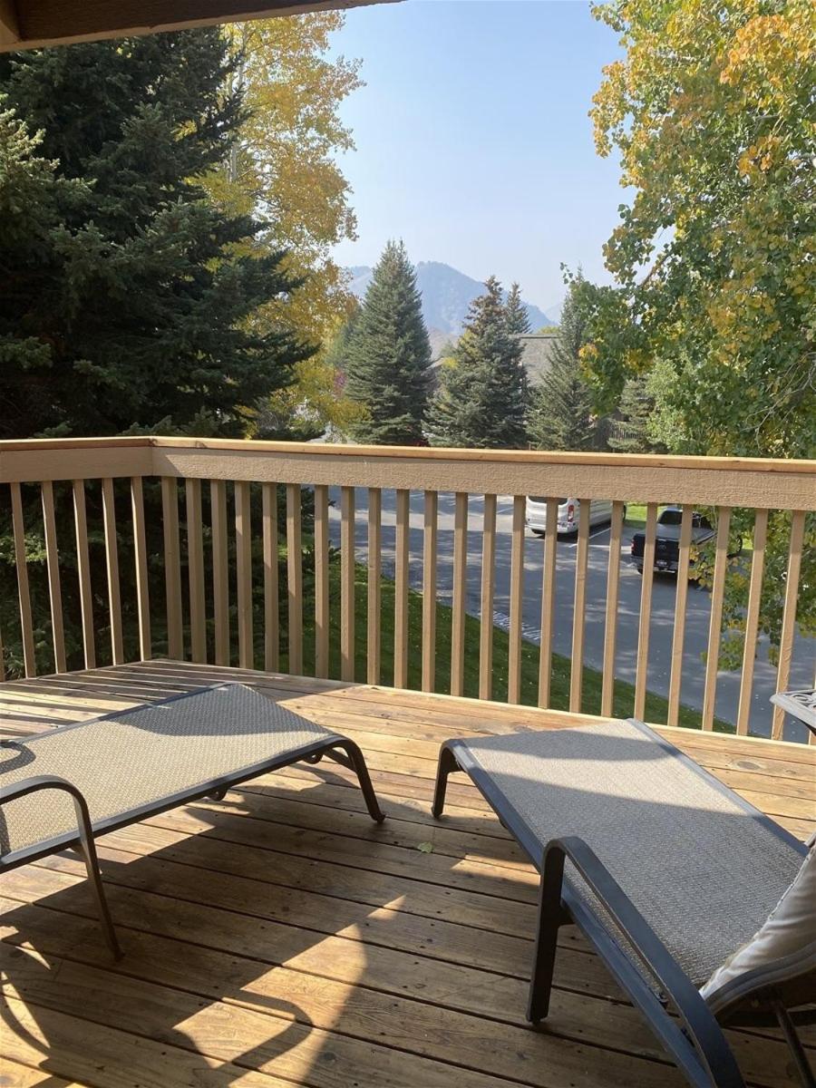 Snow Creek 1551 - Ski-in/Ski-out + Pool & Hot Tub