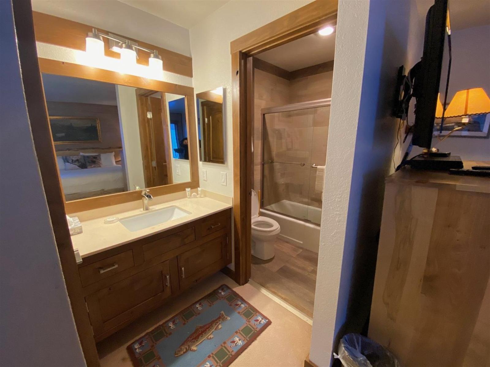 Snow Creek 1551 - Ski-in/Ski-out + Pool & Hot Tub