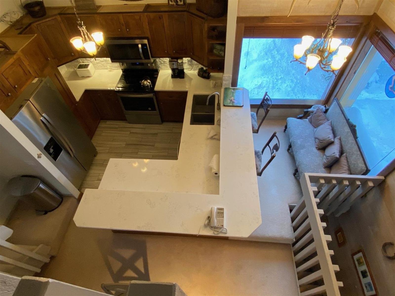 Snow Creek 1551 - Ski-in/Ski-out + Pool & Hot Tub