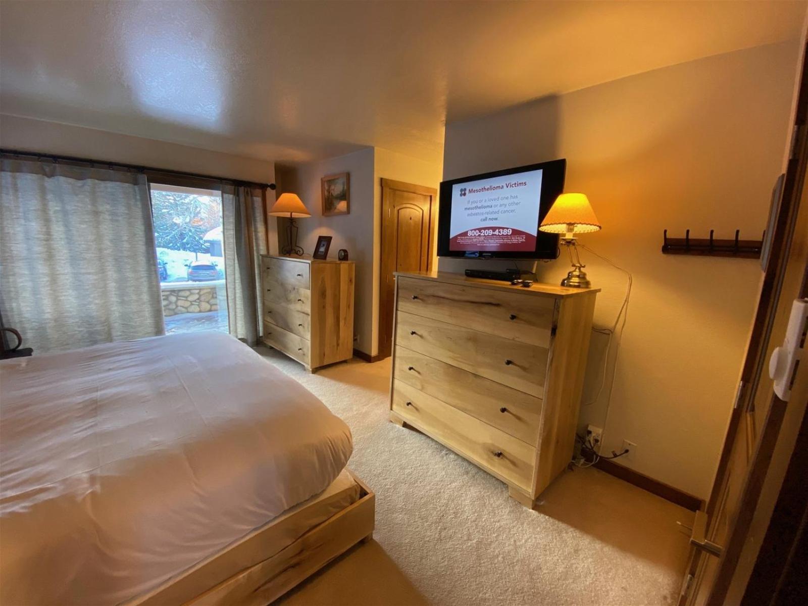 Snow Creek 1551 - Ski-in/Ski-out + Pool & Hot Tub