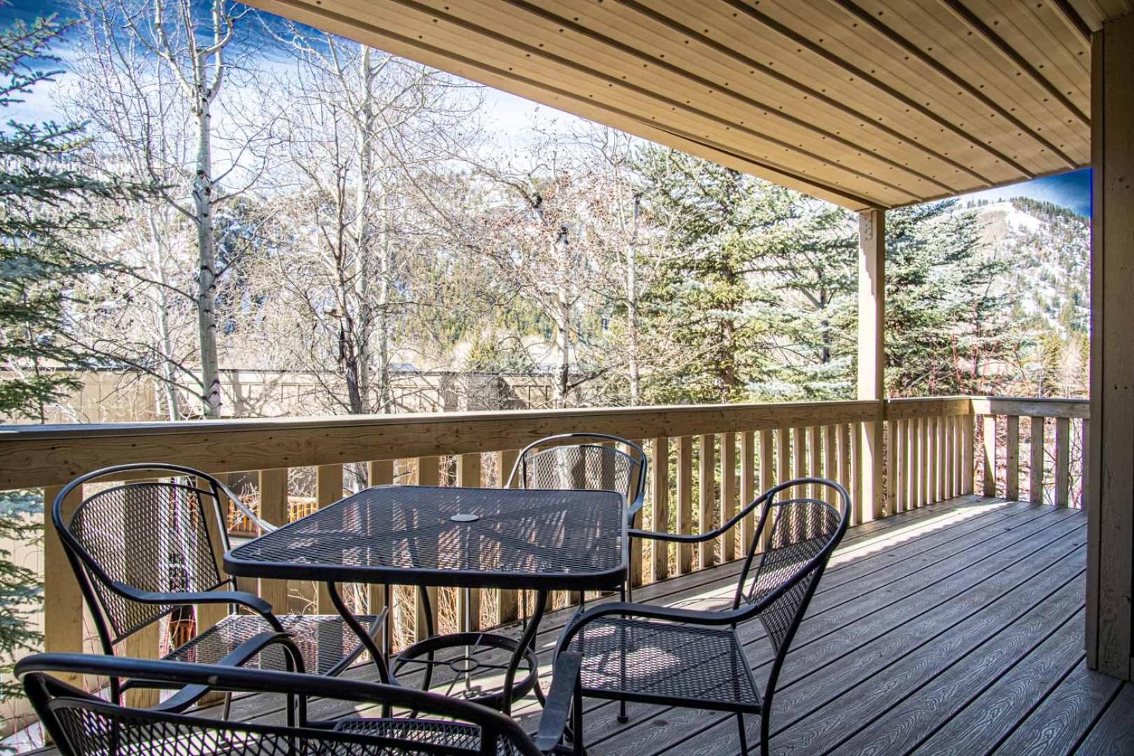 SV115 Walk to Lifts & Town - Hot Tub & Pool