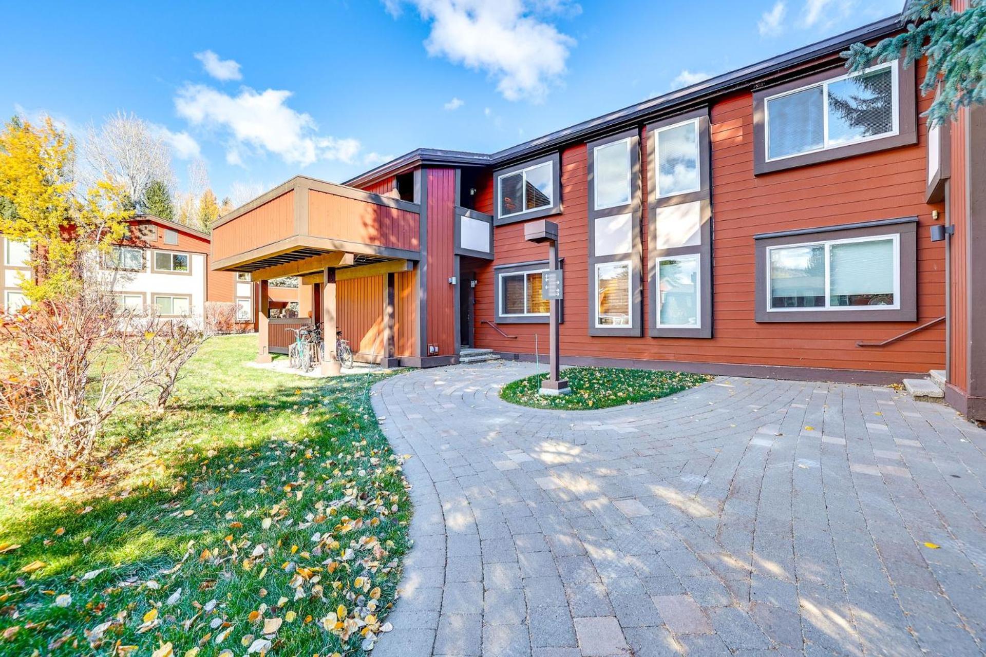 Atelier Alpine - Modern 2BD Condo w/Baldy Views