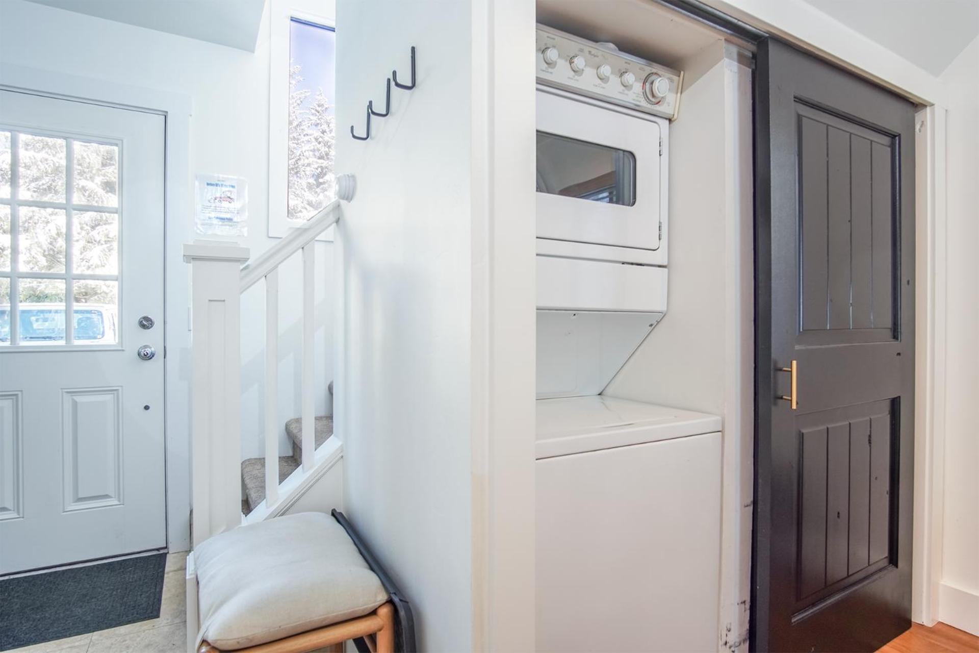 Andora Villa #123 Newly Remodeled 2 BR / 2Bath, Centrally Located, Close to Town Center