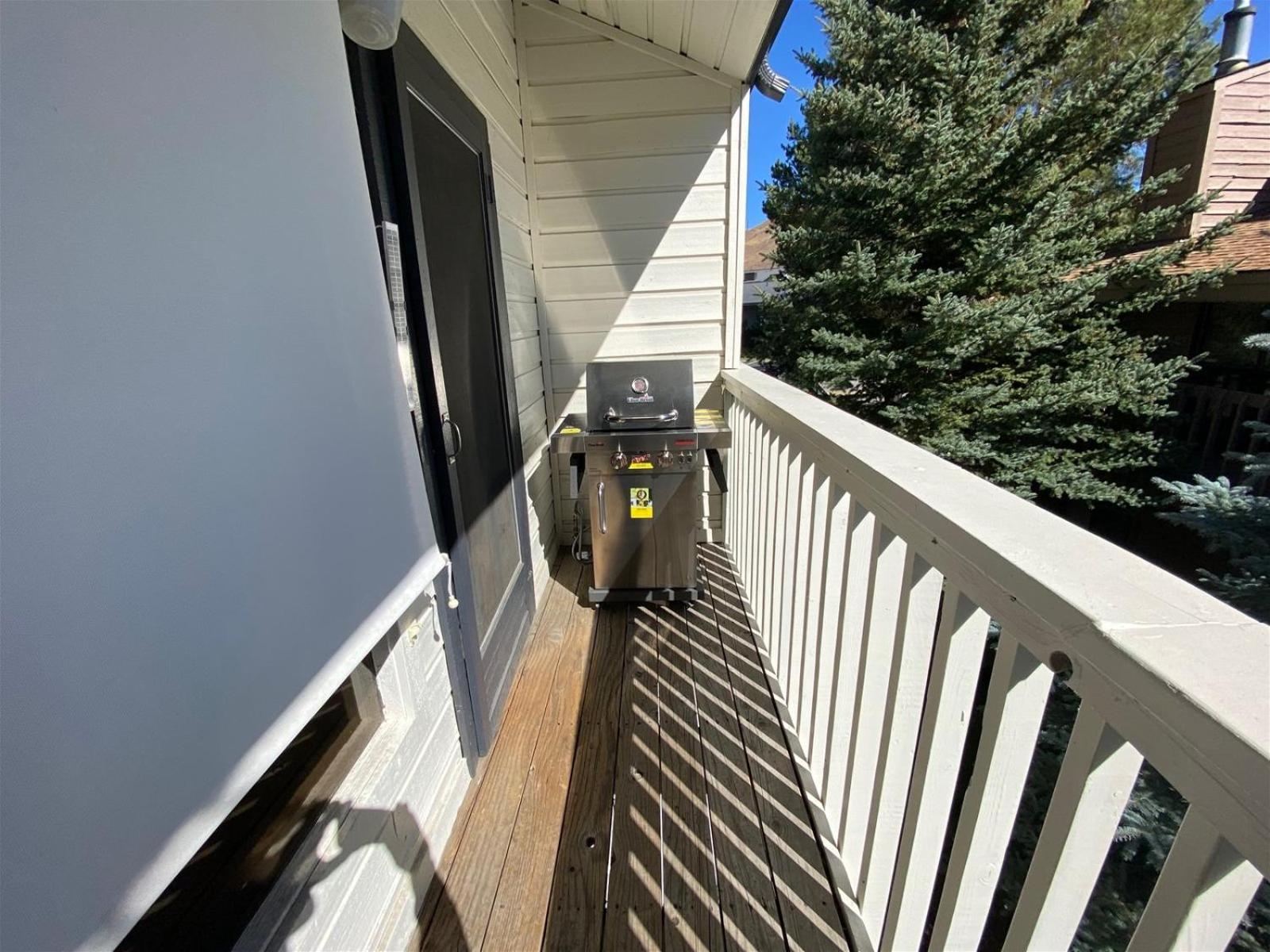 DT Ketchum - Chill, Two-Story Getaway w/ a Gourmet Kitchen - Walk Downtown & to River Run Lifts