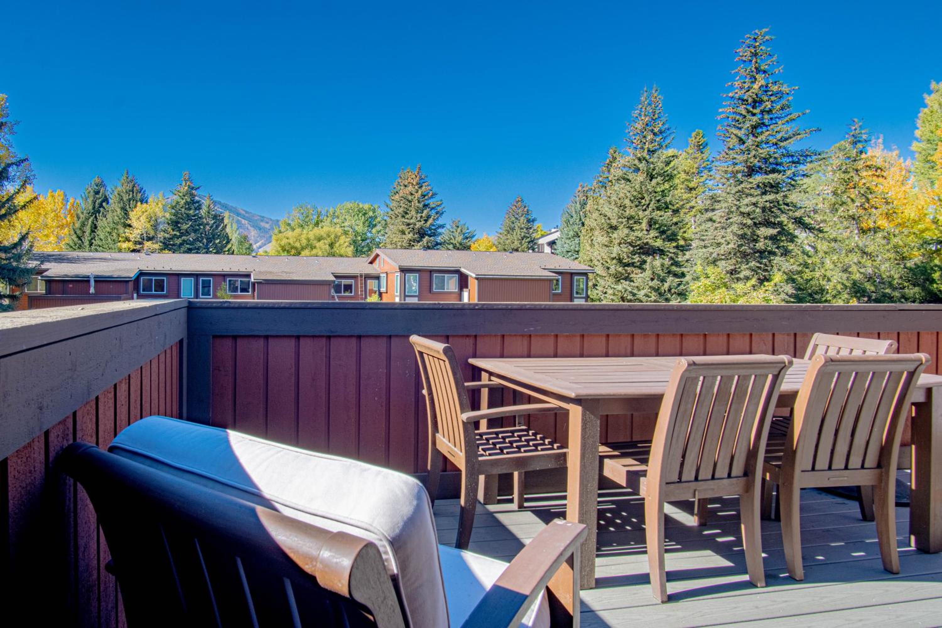Atelier Alpine - Modern 2BD Condo w/Baldy Views