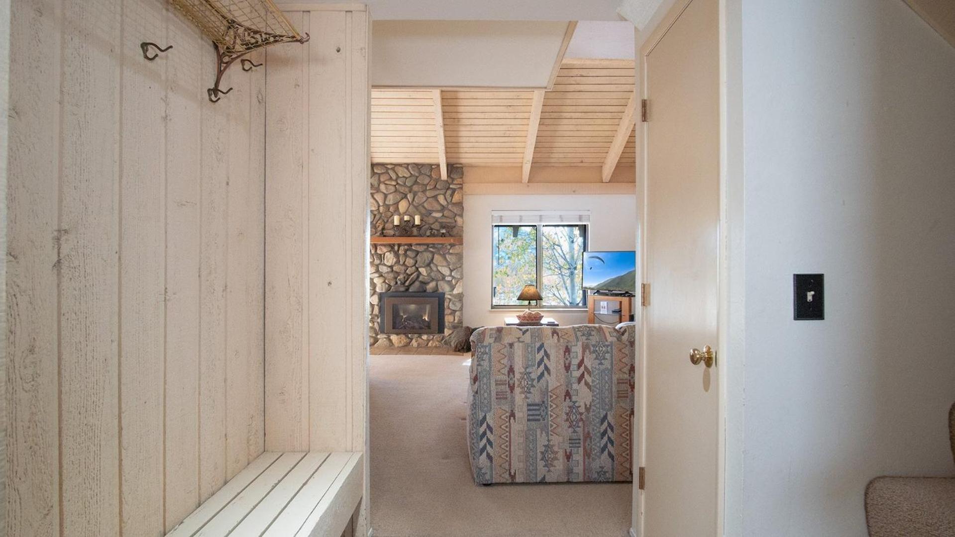 SV132 - Walk to Lifts & Town - Hot Tub & Pool