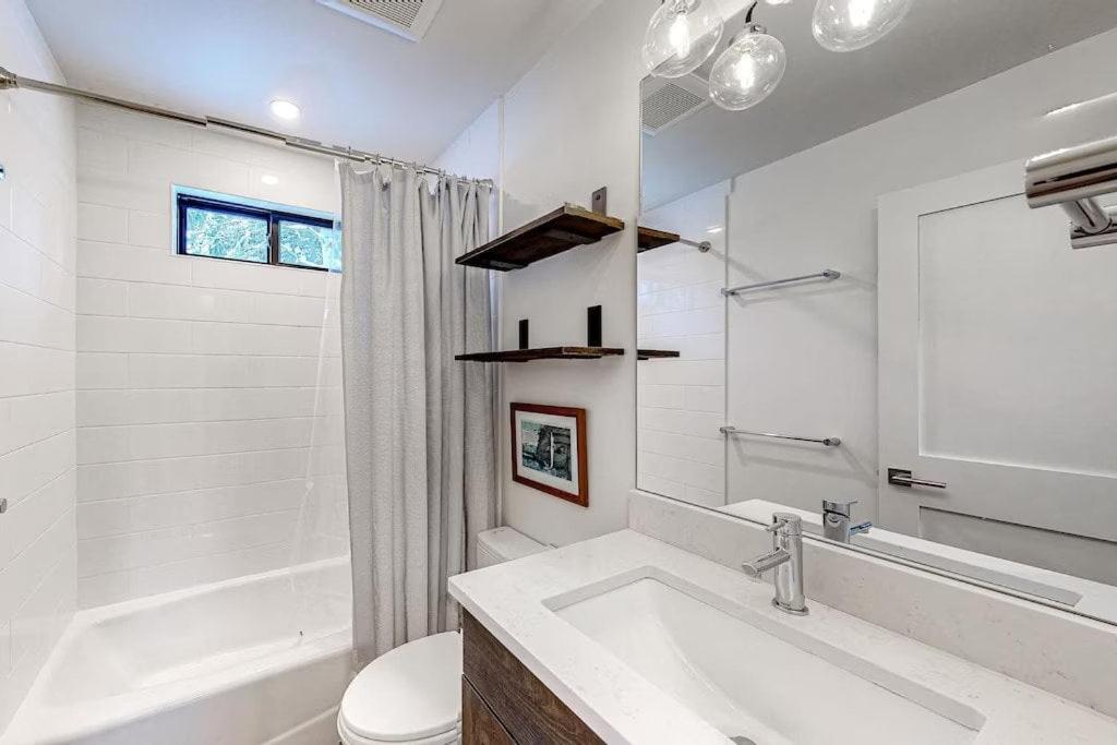 West Ketchum Condo - Near downtown & Sun Valley ski lifts