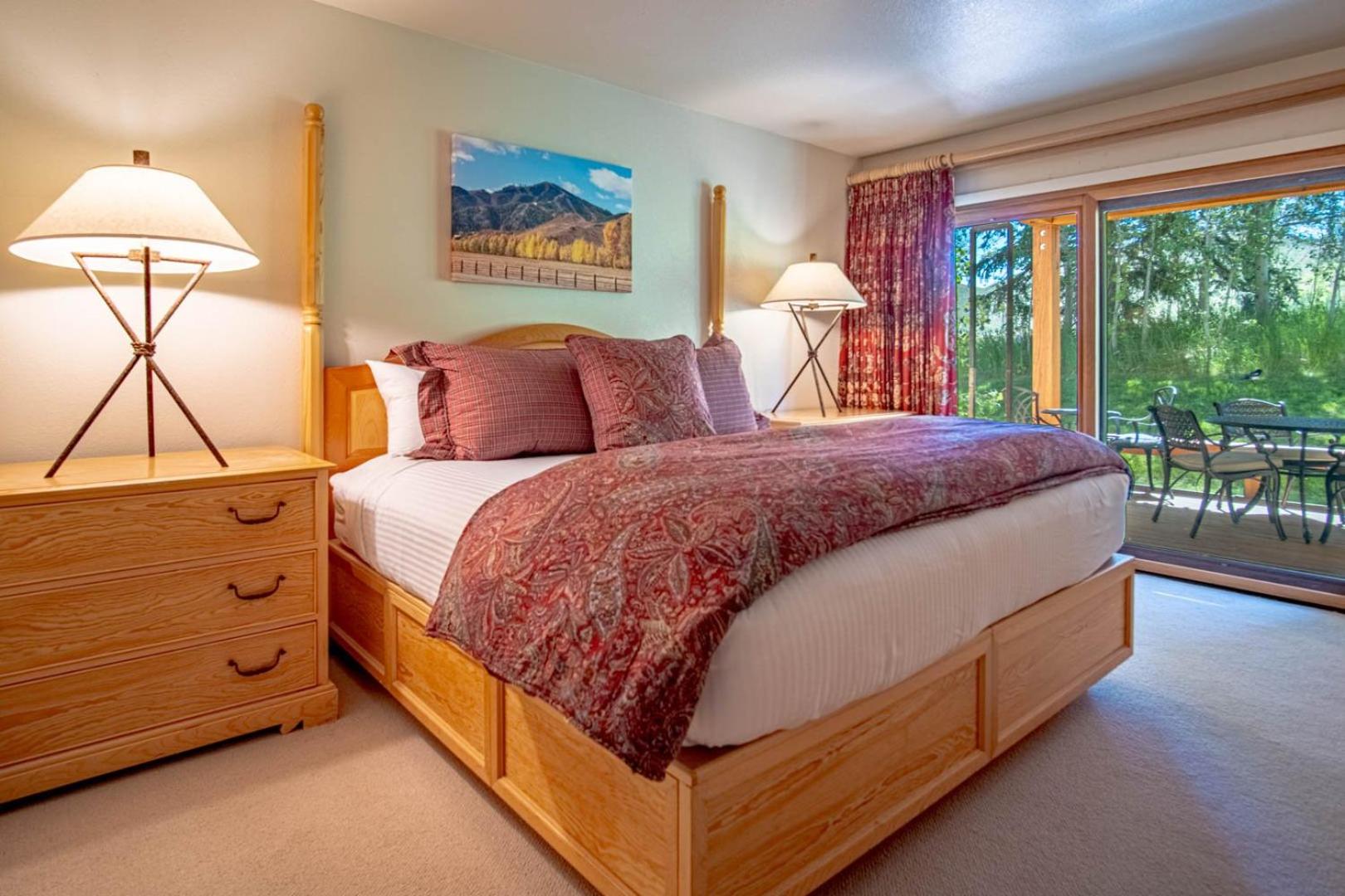 Sunburst - Golf Course Views + FREE Resort Amenities