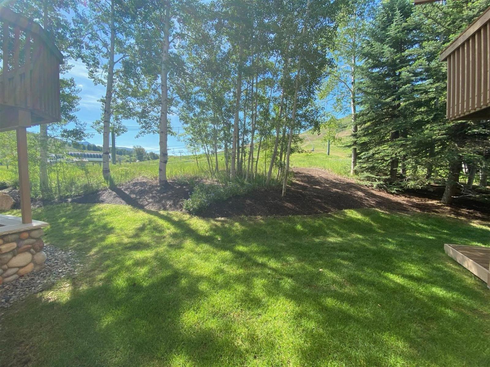 Snow Creek 1553 - Ski-in/Ski-out + Pool & Hot Tub