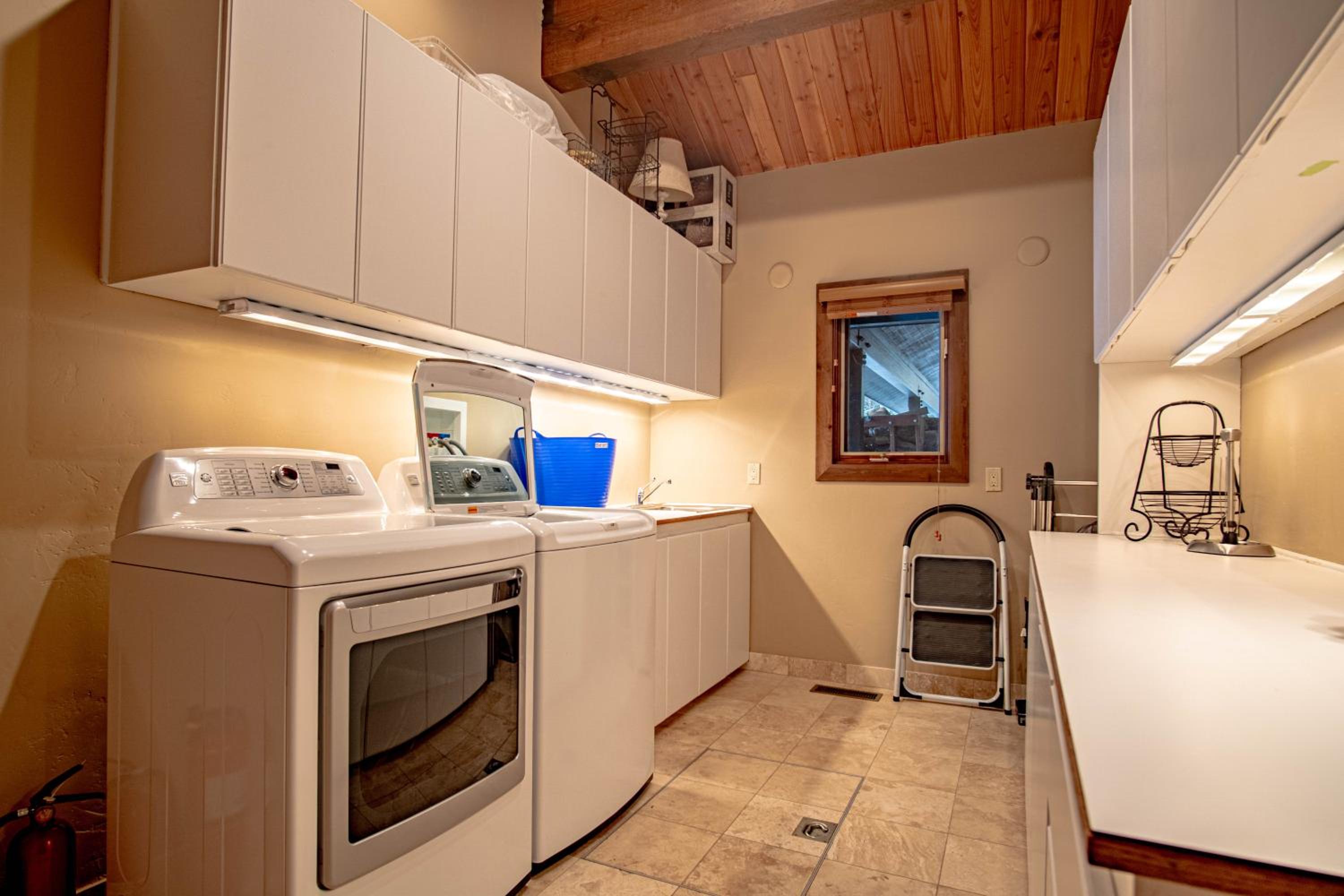 Chocolate Gulch Cabin - North of Ketchum