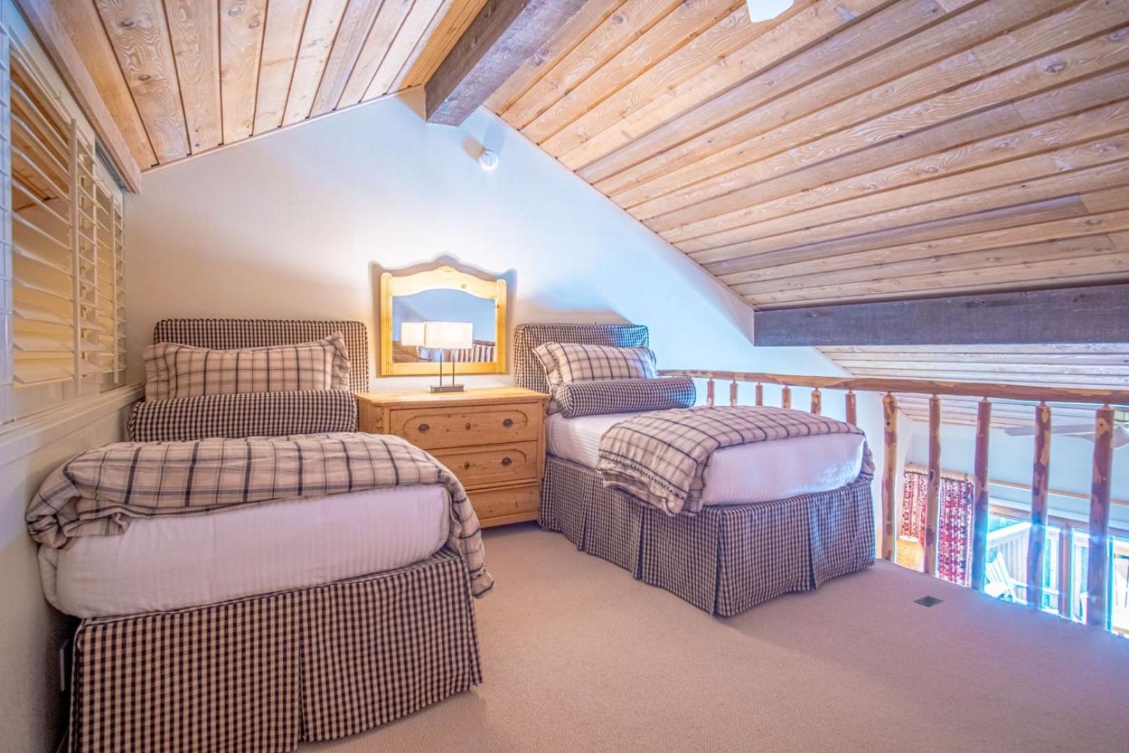 Sunburst - Golf Course Views + FREE Resort Amenities