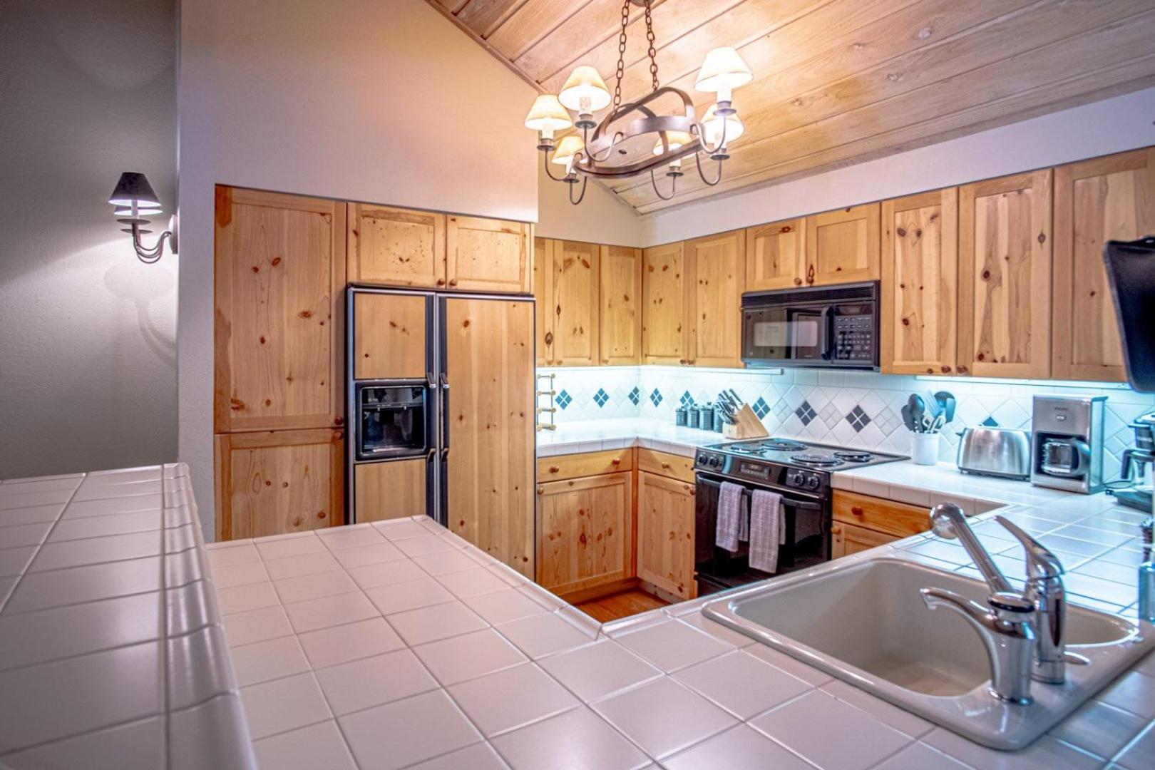 Sunburst - Golf Course Views + FREE Resort Amenities
