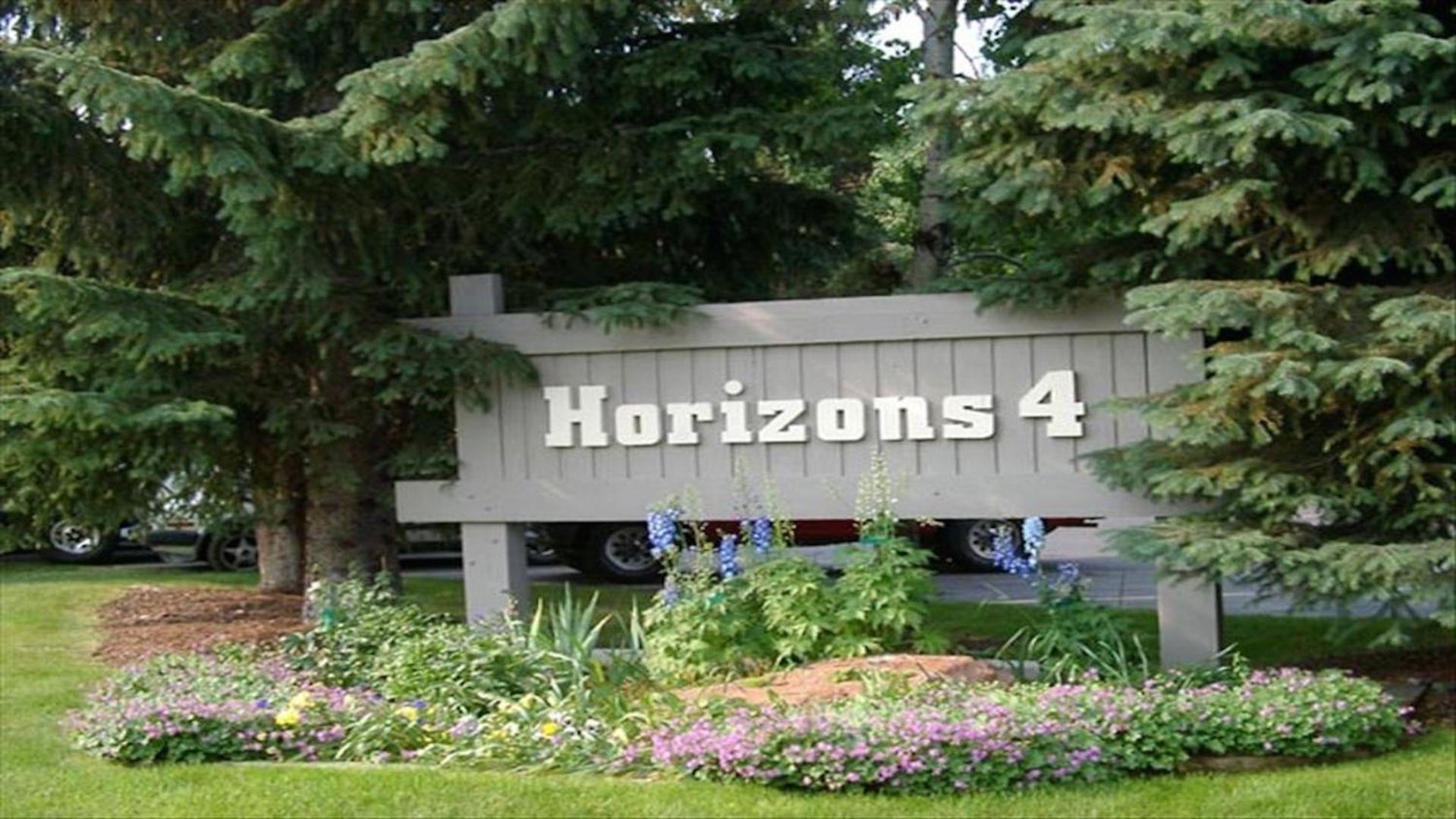 SV132 - Walk to Lifts & Town - Hot Tub & Pool