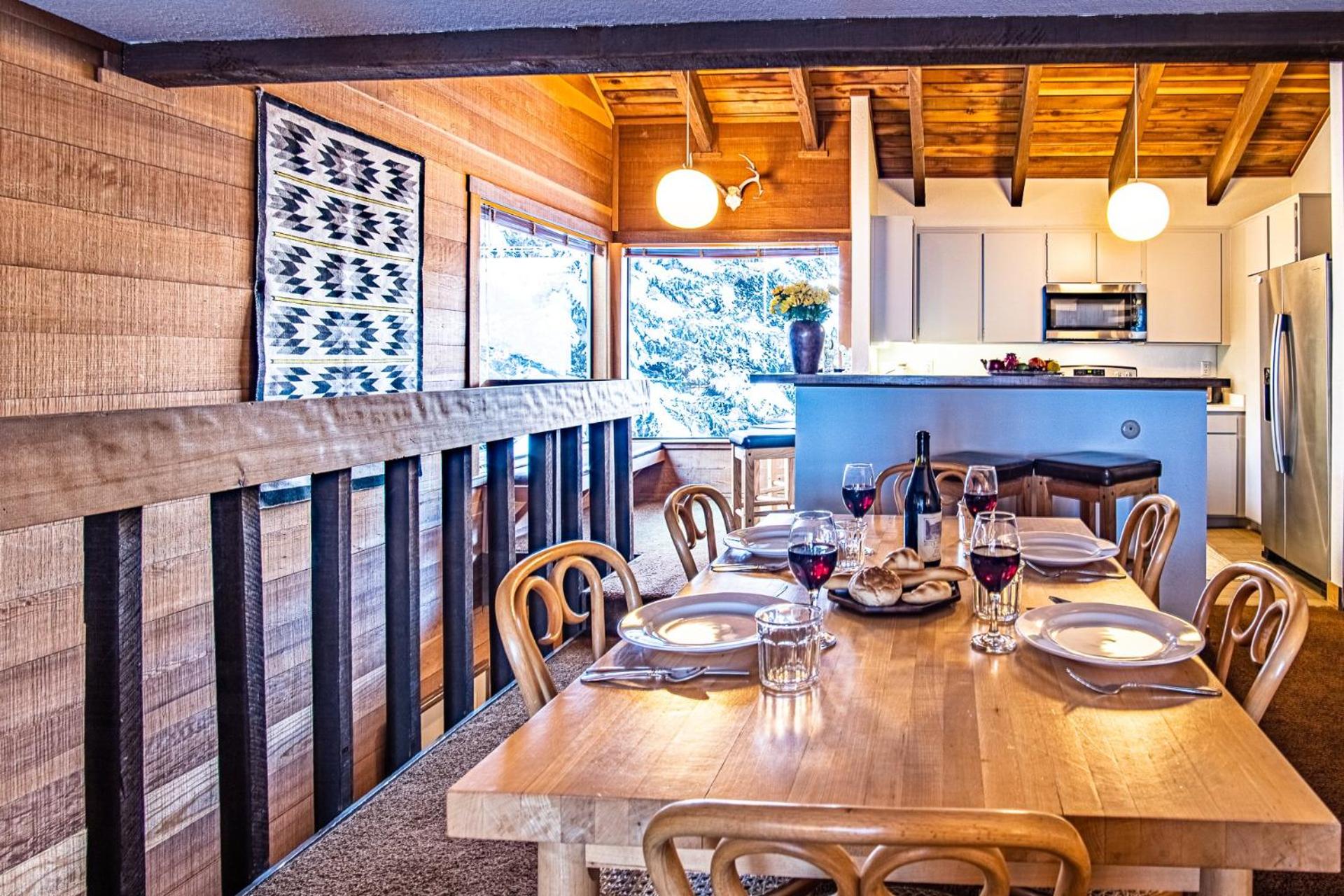 Snow Creek 1553 - Ski-in/Ski-out + Pool & Hot Tub